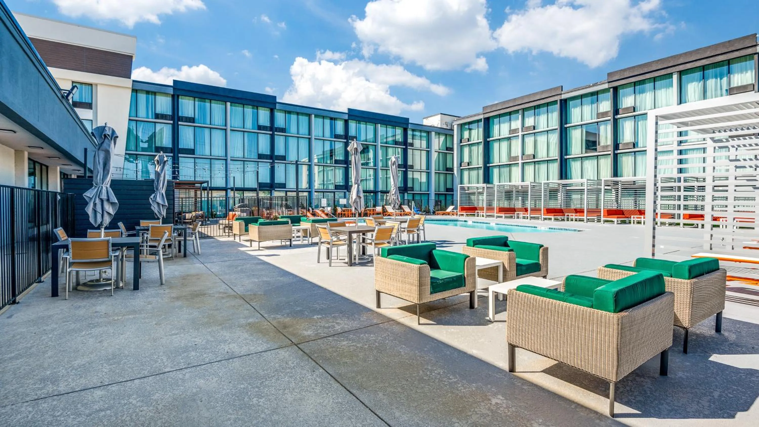 Patio in Staybridge Suites Dallas Market Ctr Love Field by IHG