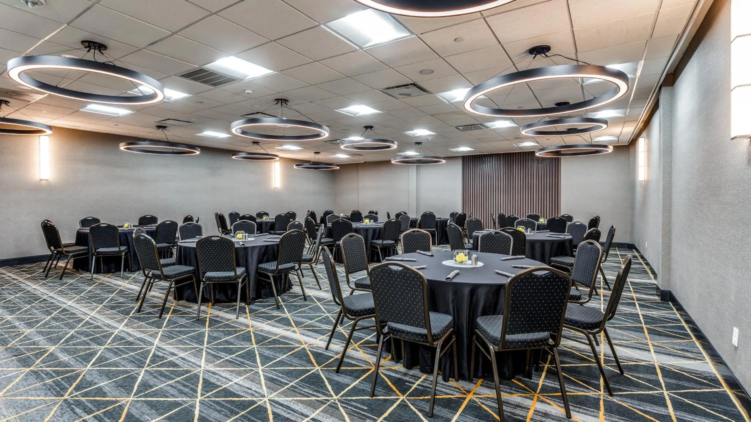 Meeting/conference room in Staybridge Suites Dallas Market Ctr Love Field by IHG