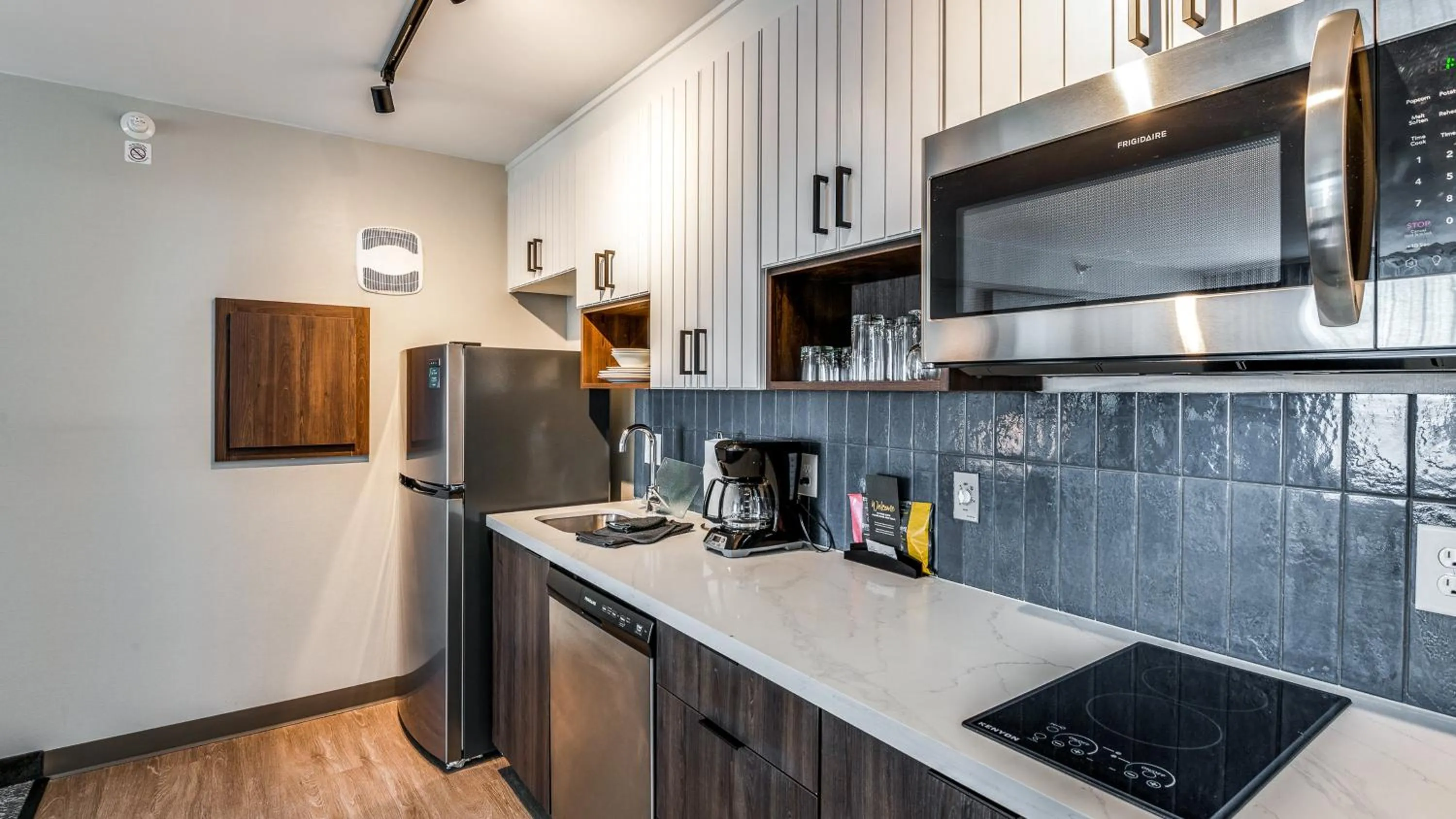 Photo of the whole room in Staybridge Suites Dallas Market Ctr Love Field by IHG