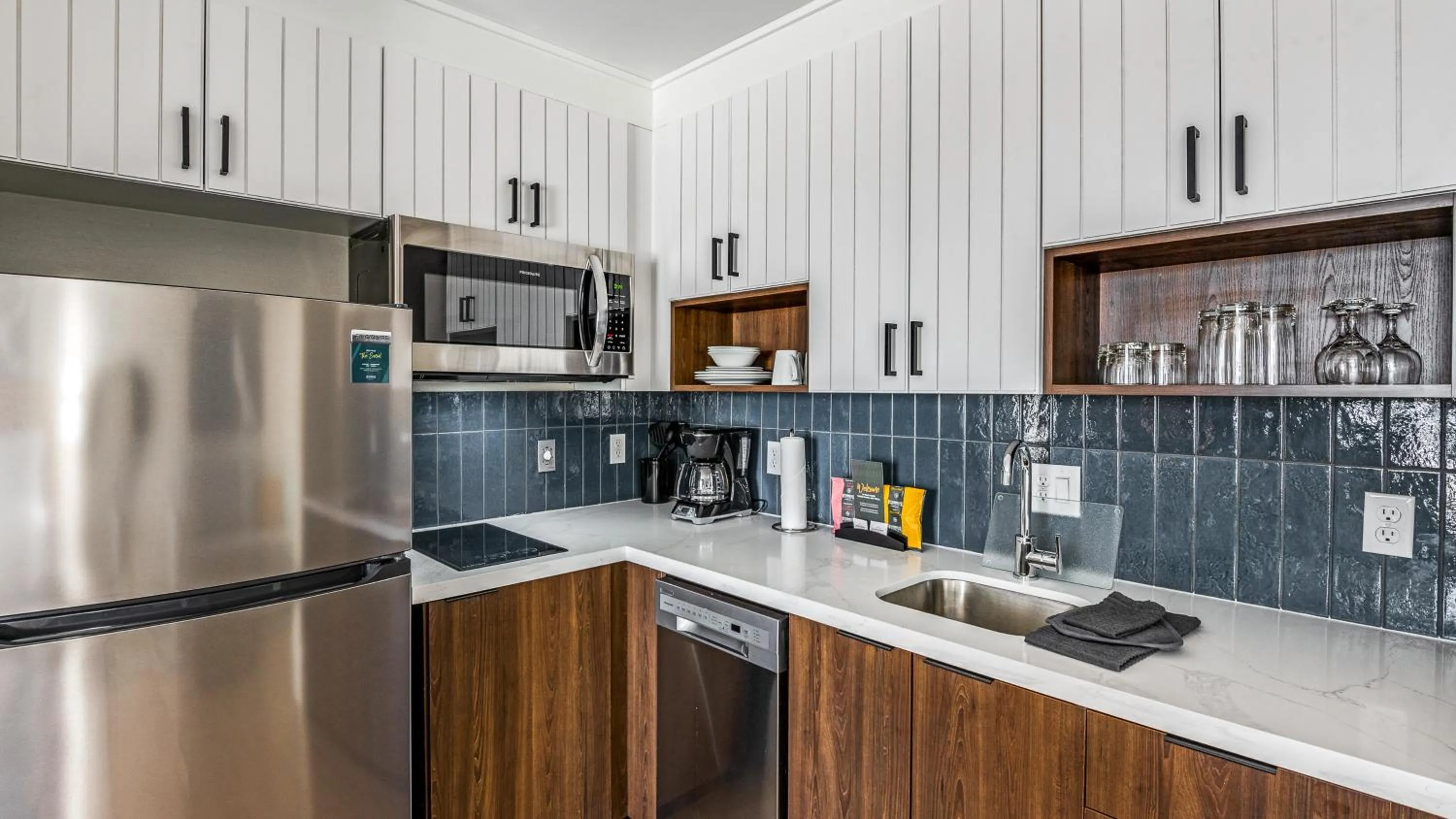 Photo of the whole room in Staybridge Suites Dallas Market Ctr Love Field by IHG