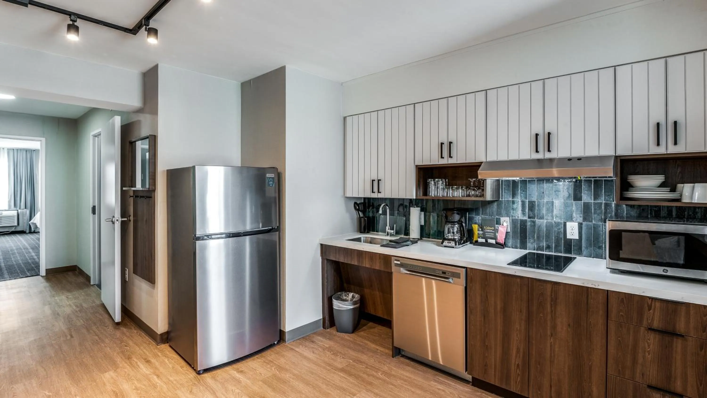 Kitchen or kitchenette in Staybridge Suites Dallas Market Ctr Love Field by IHG