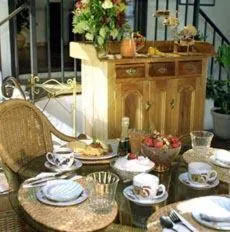 Spanish Villa Inn