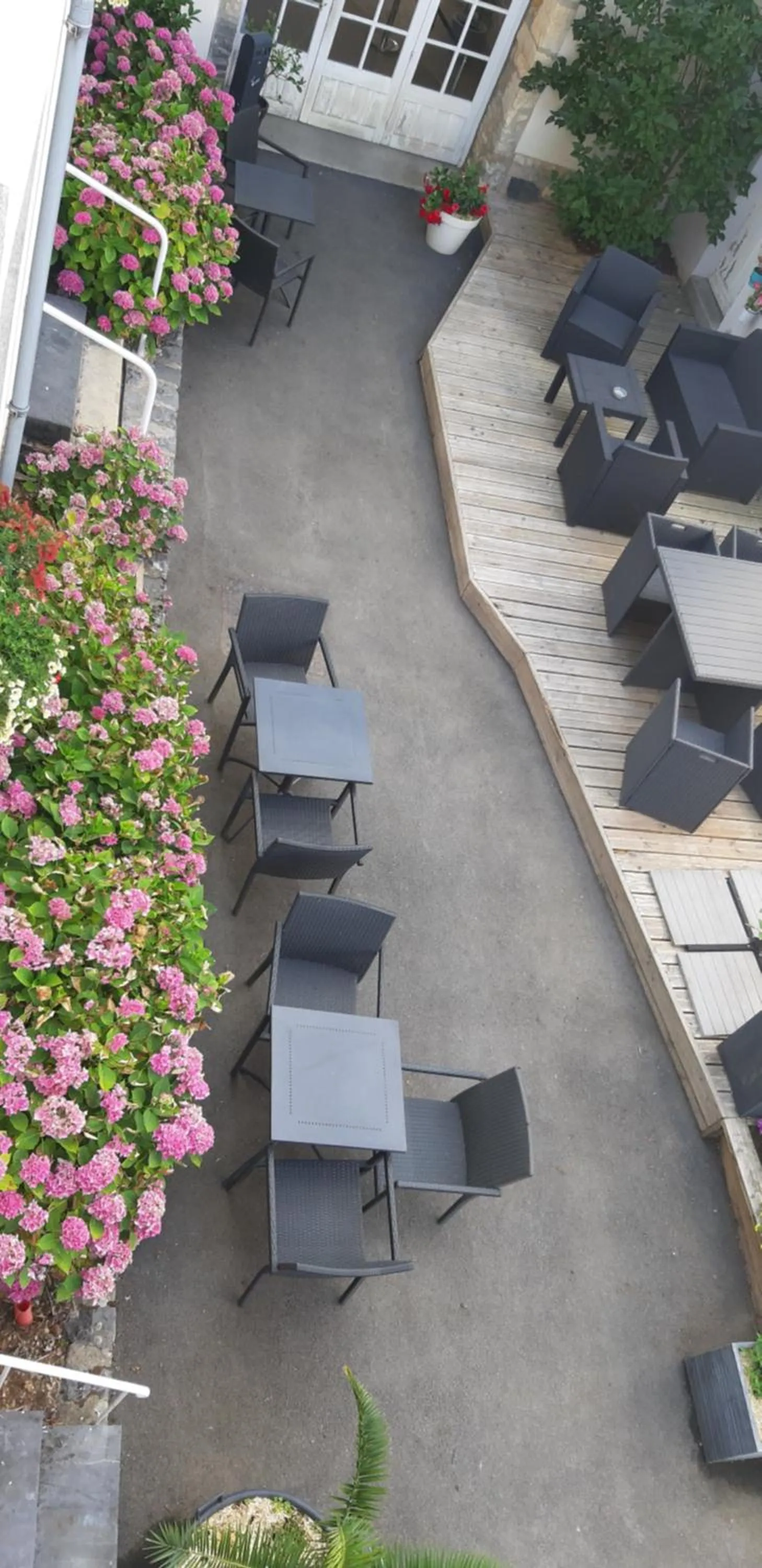 Balcony/Terrace in Hotel Saint François Précigné Soirée étape sur demande Proche Sablé-sur-Sarthe