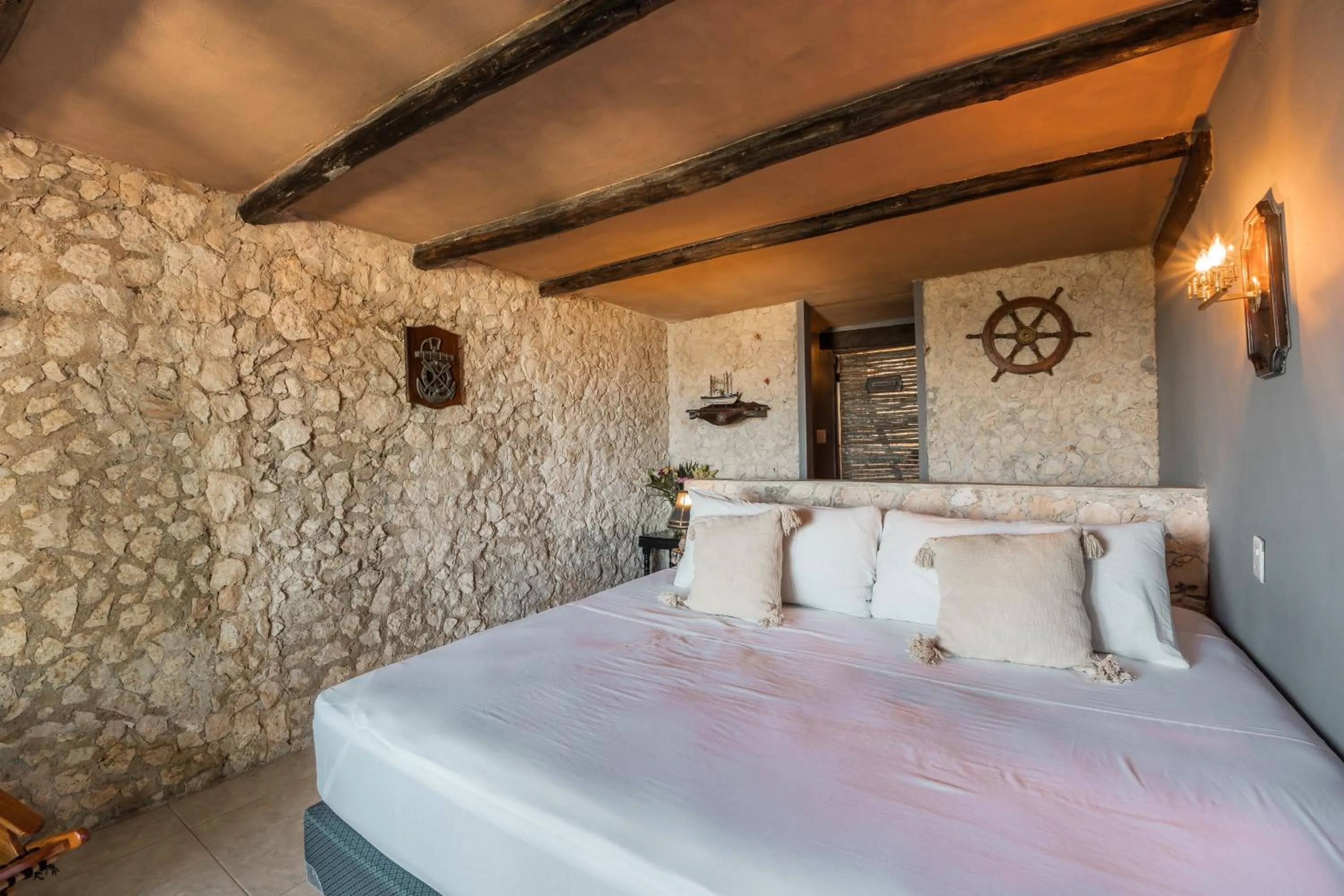 Bed in Playa Esperanza Tulum