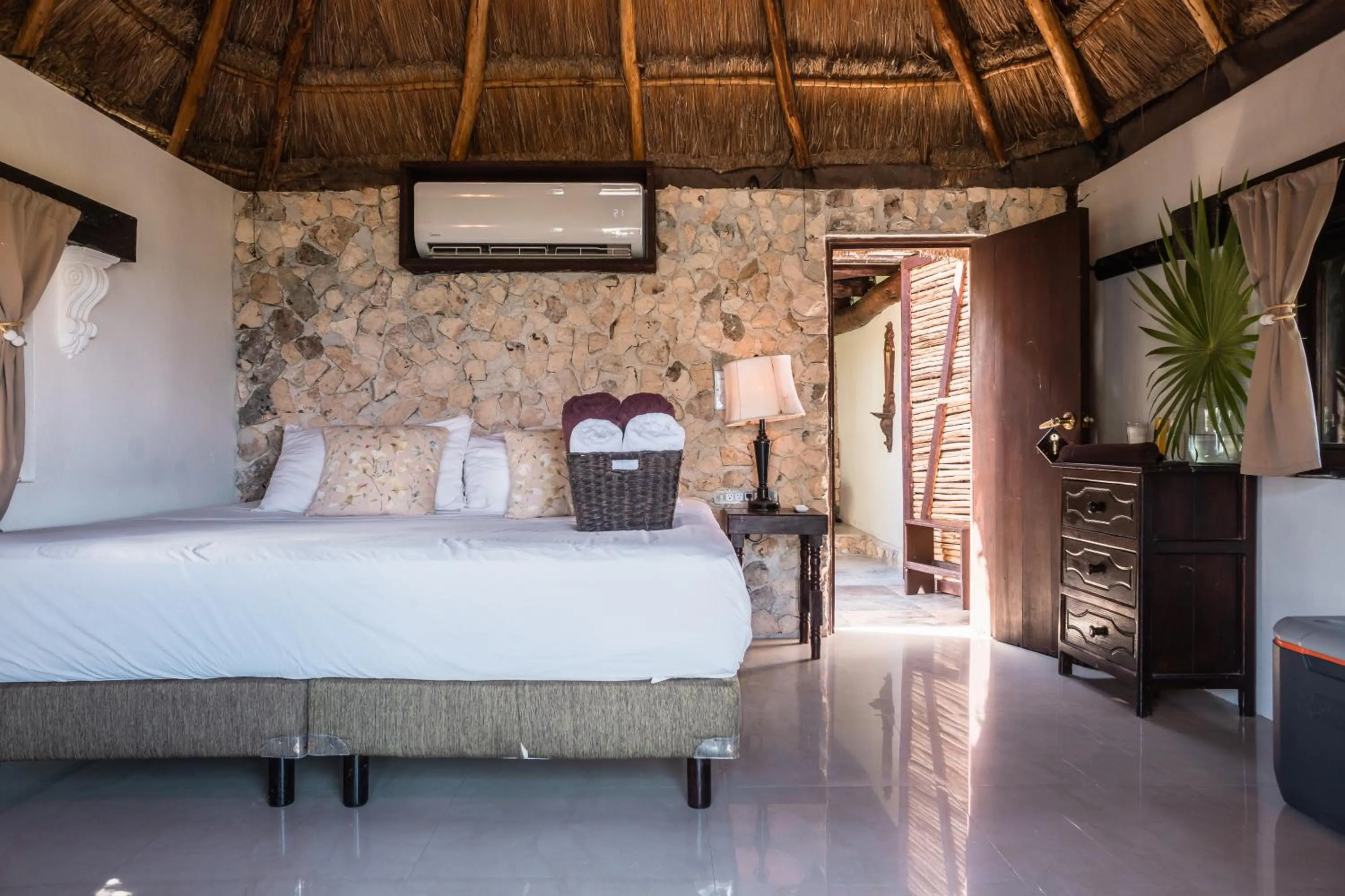 Bed in Playa Esperanza Tulum