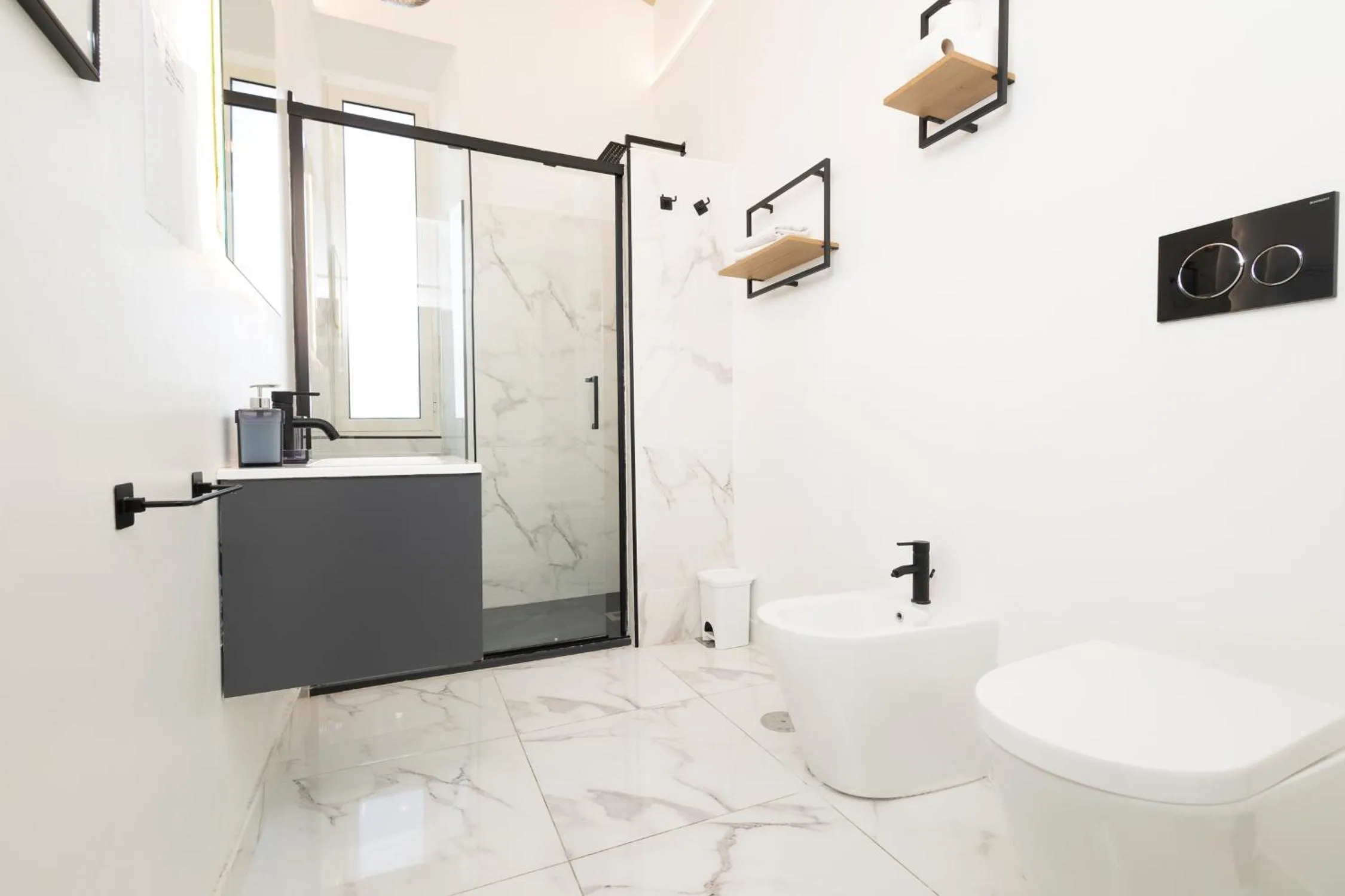 Bathroom in DrsRome - Roman's Ruins Colosseum