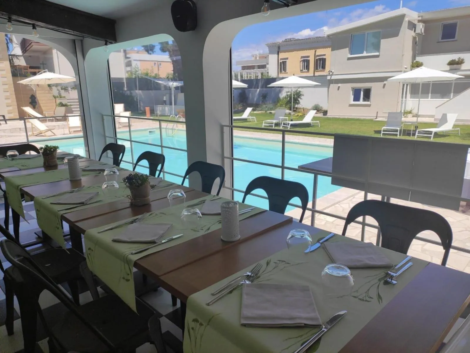 Restaurant/places to eat in Artemisia B&B