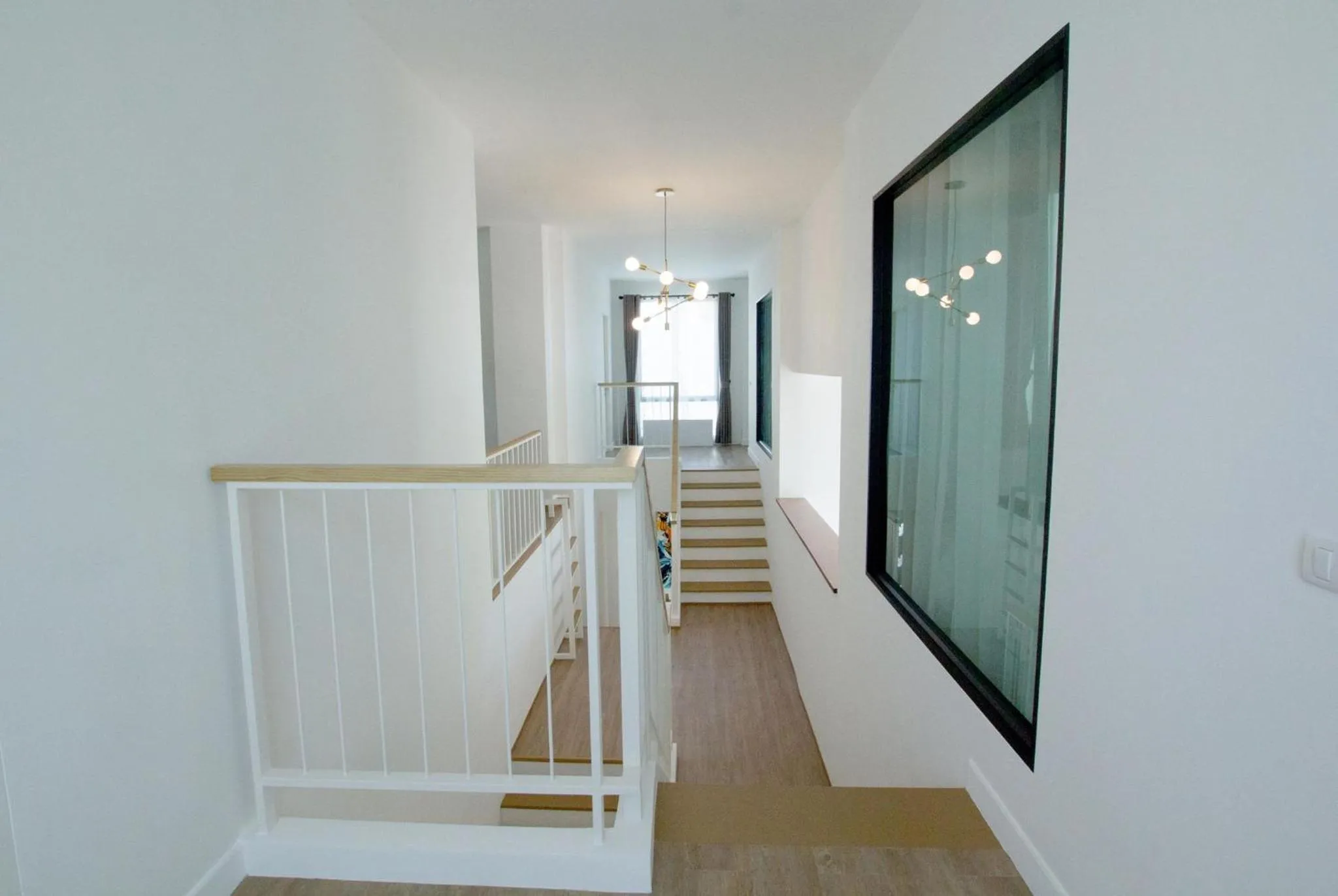 Property building, Bed in Happy Family Villa