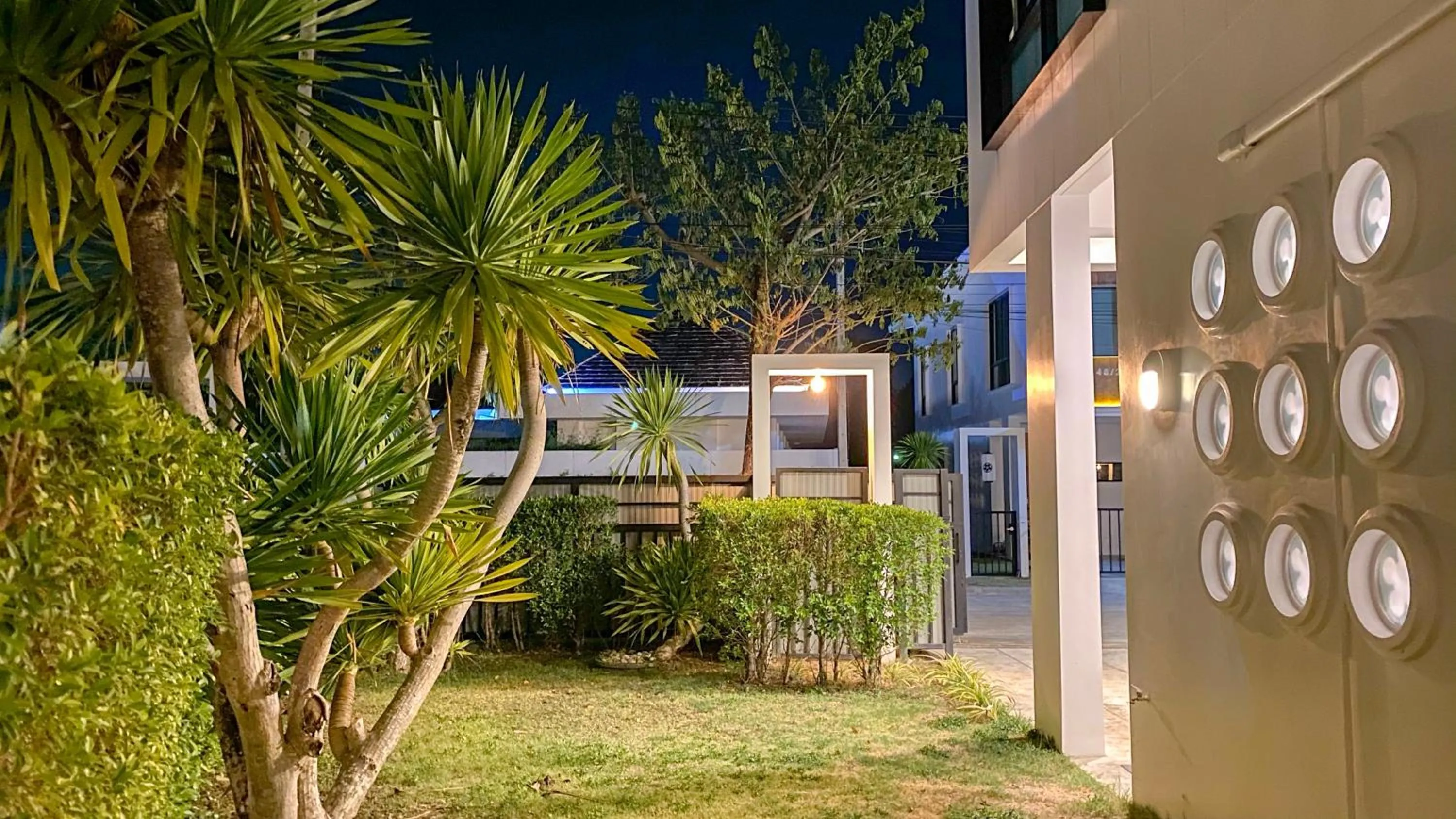 Garden in Happy Family Villa