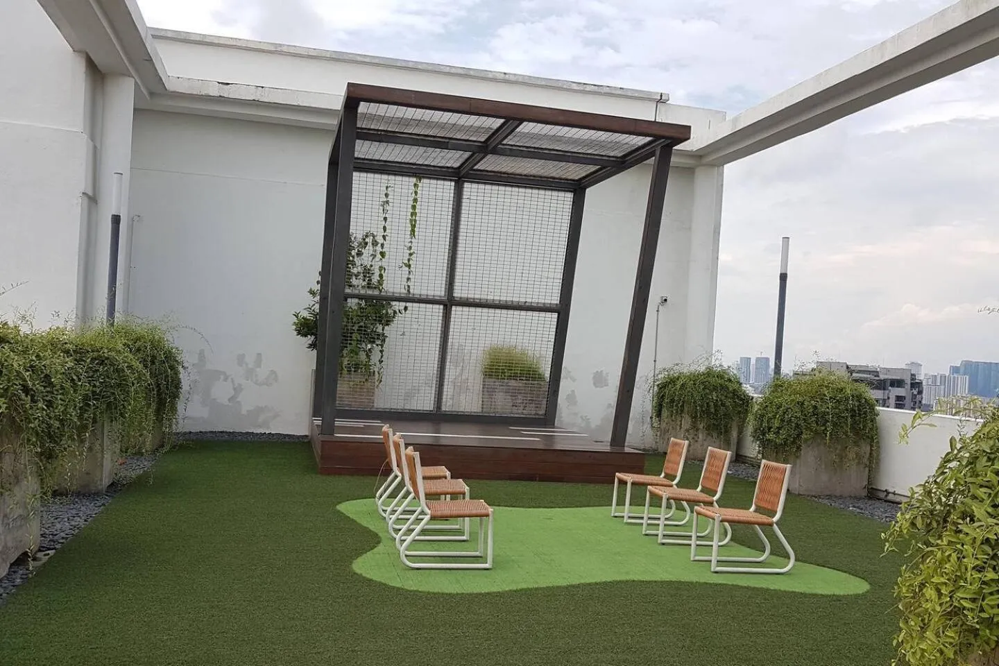 Garden view in Homestay Kuala Lumpur ; Terminal TBS ; Bukit Jalil