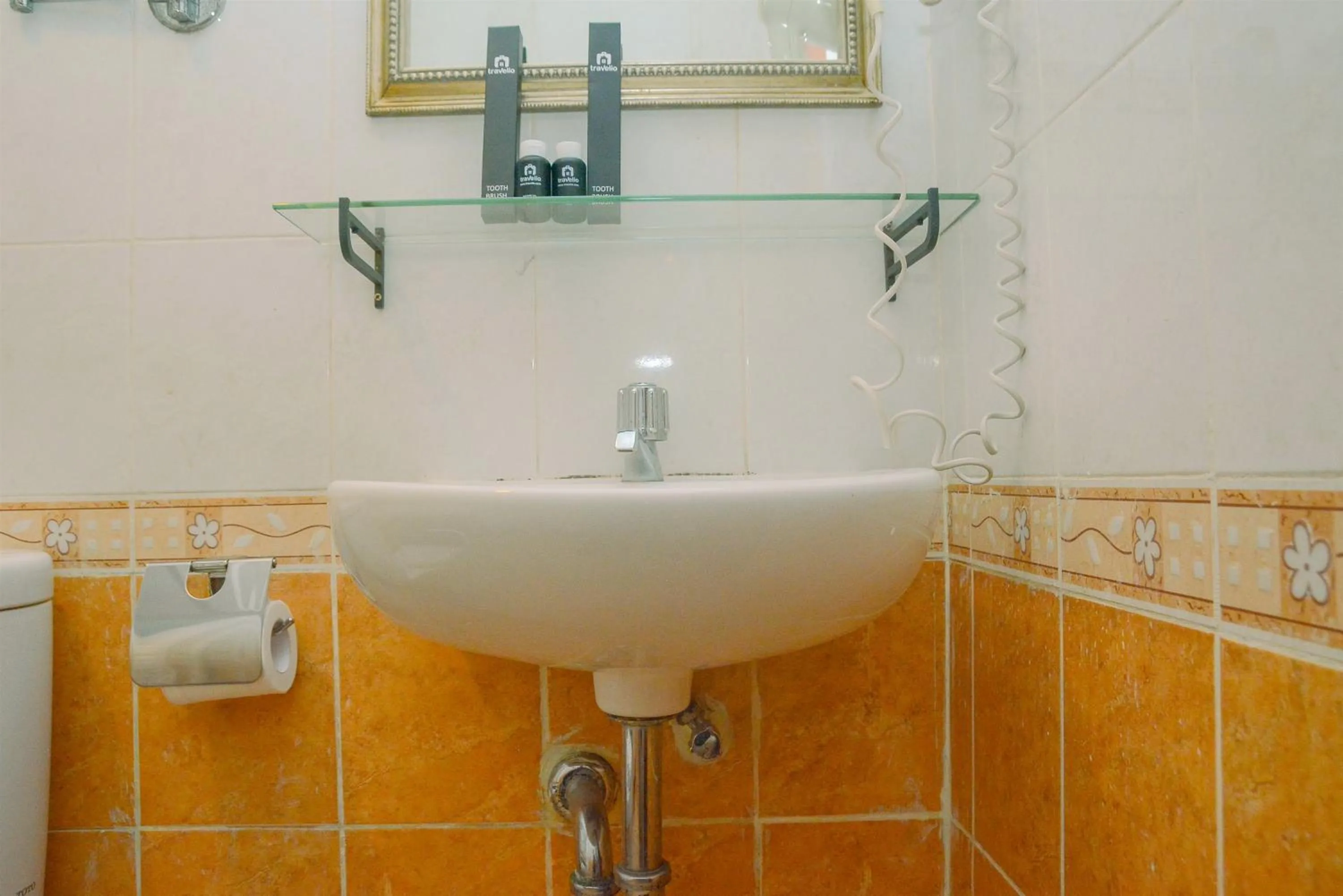 3BR Business Residence at Grand Palace Kemayoran Apartment By Travelio