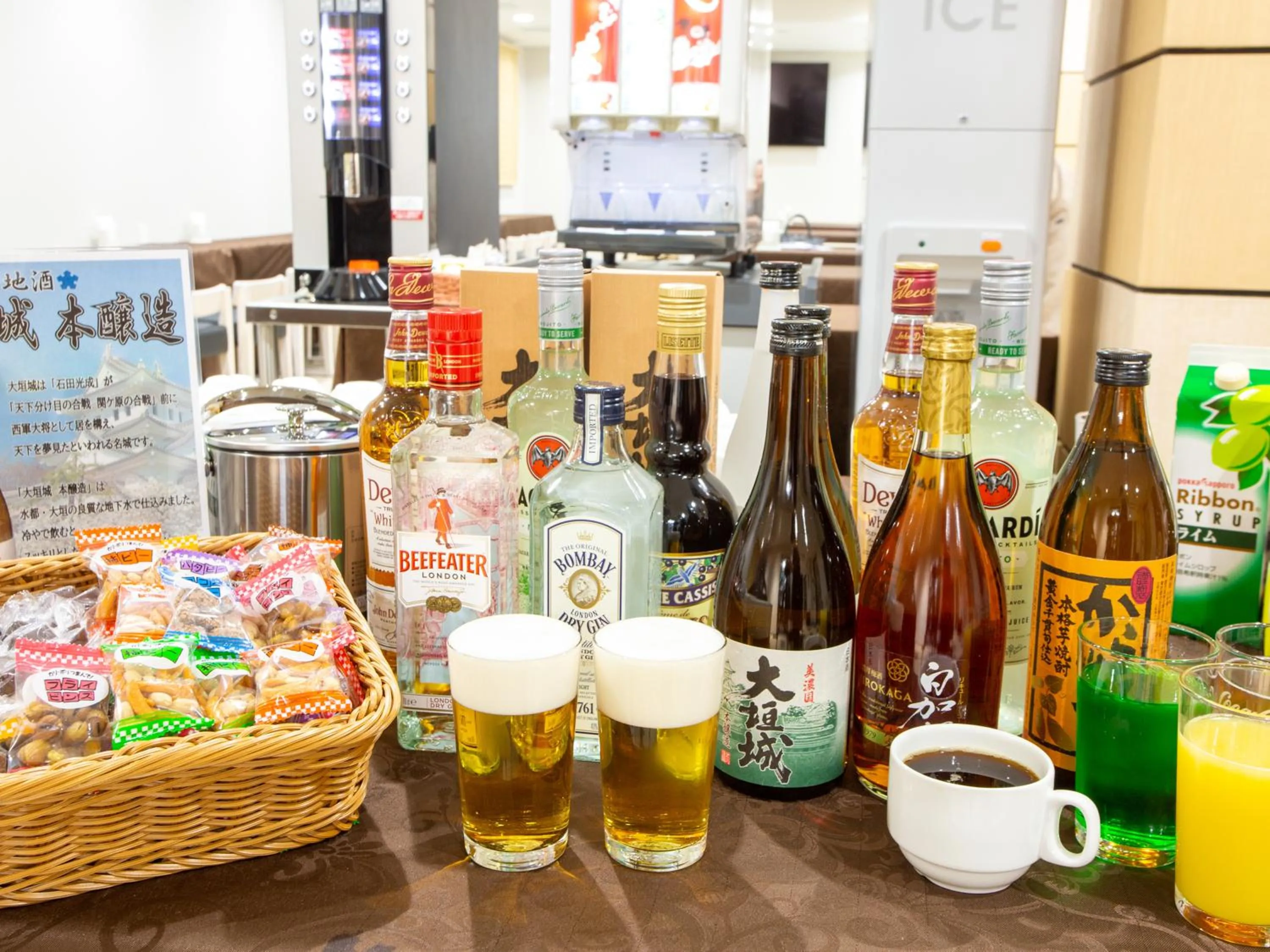 Food and drinks in Kuretake Inn Ogaki Ekimae