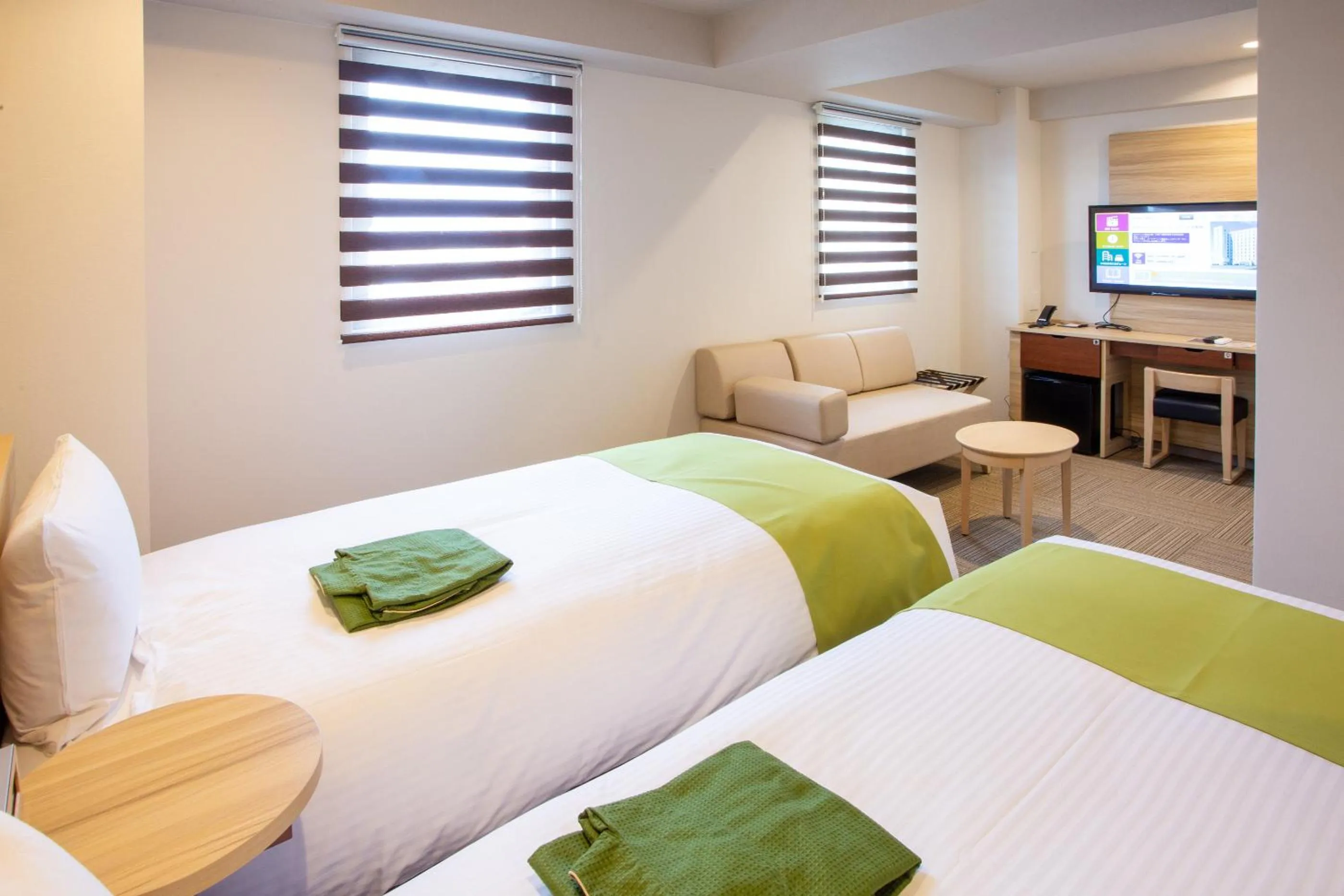 Photo of the whole room in Kuretake Inn Ogaki Ekimae