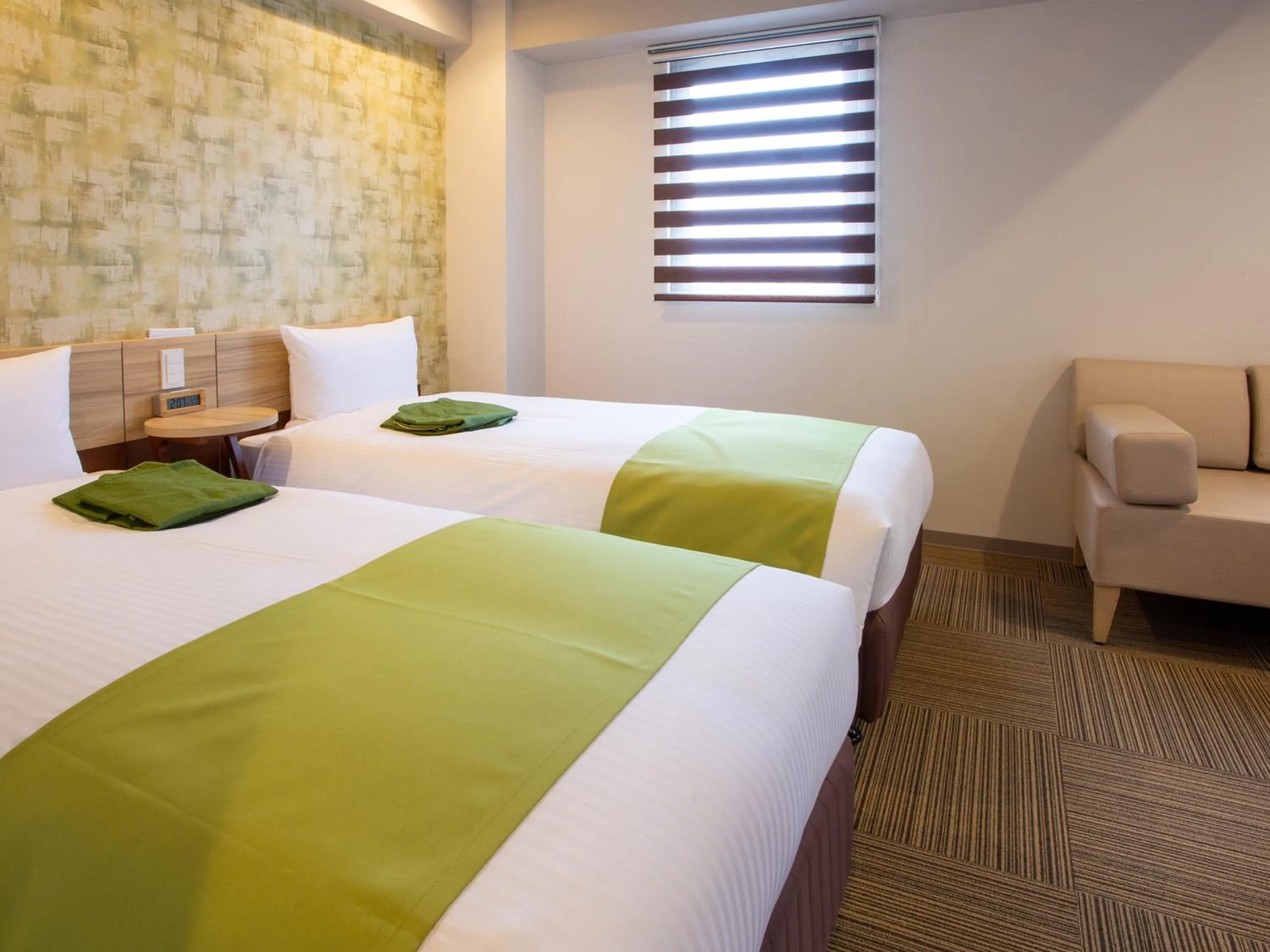 Bed in Kuretake Inn Ogaki Ekimae