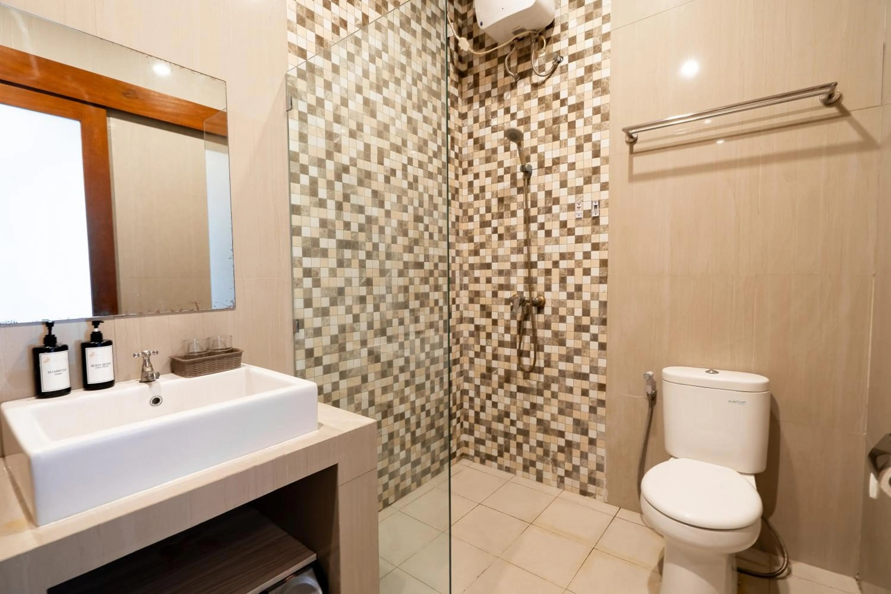 Shower in Mahesa Suites Seminyak