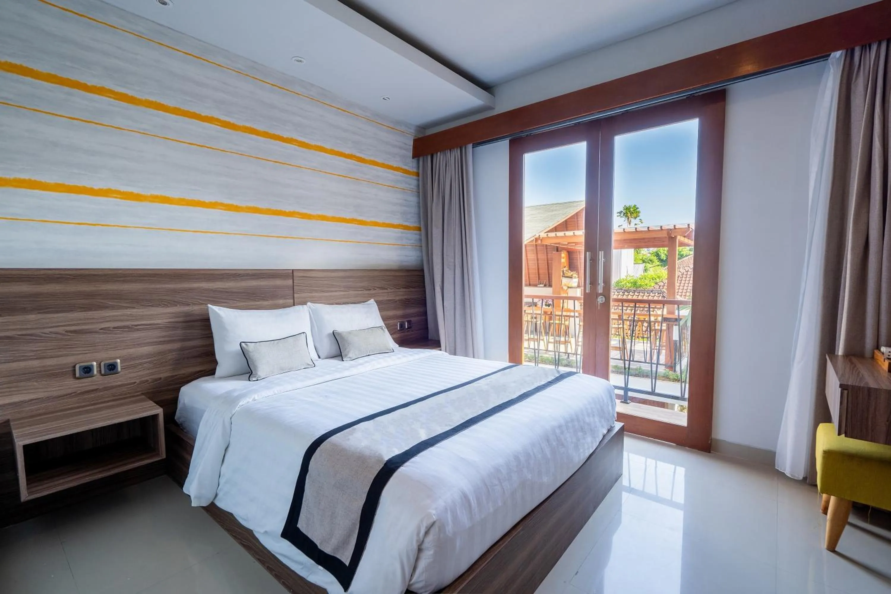 Bed in Mahesa Suites Seminyak