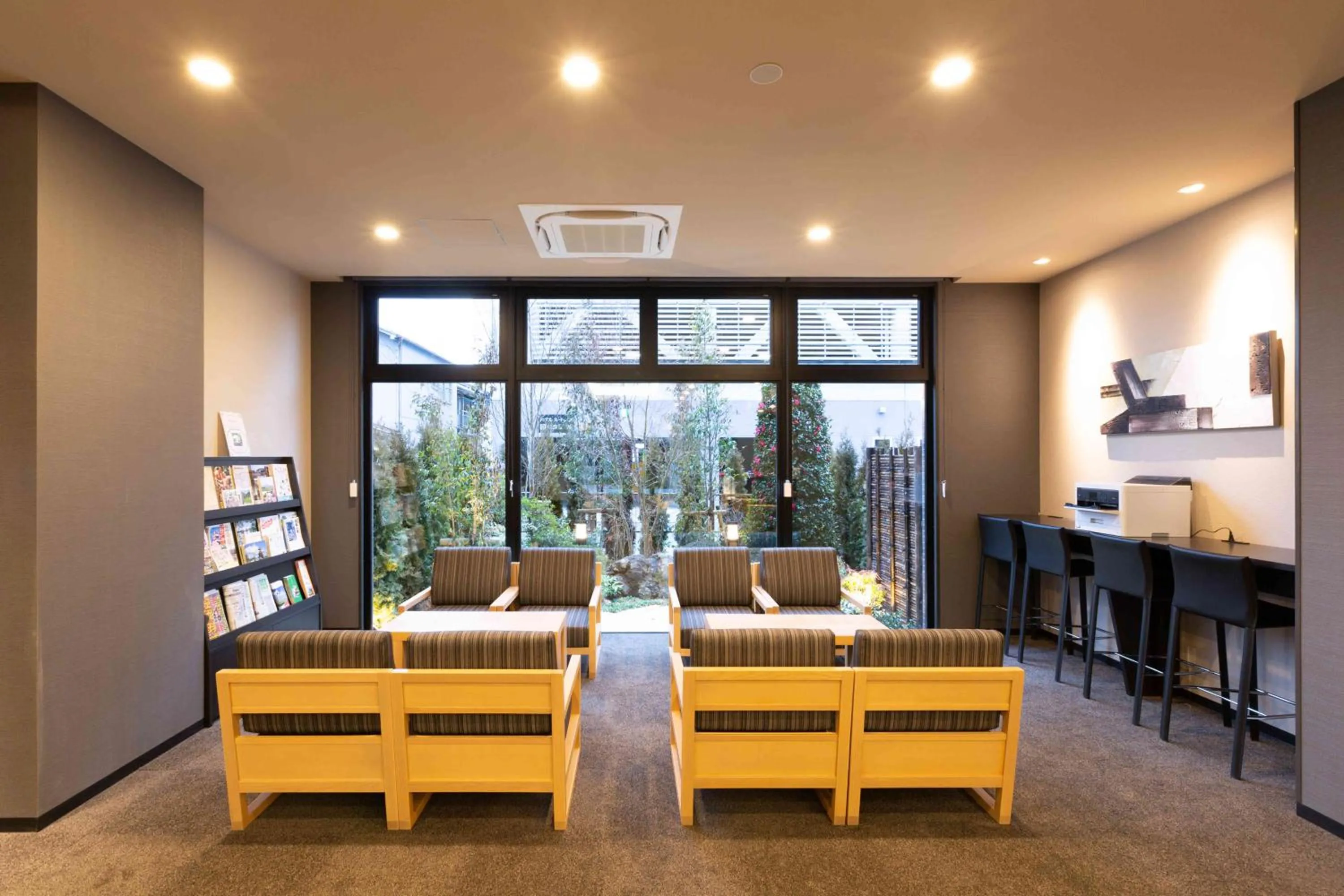 Lobby or reception in Hotel Route-Inn Sakurai Ekimae