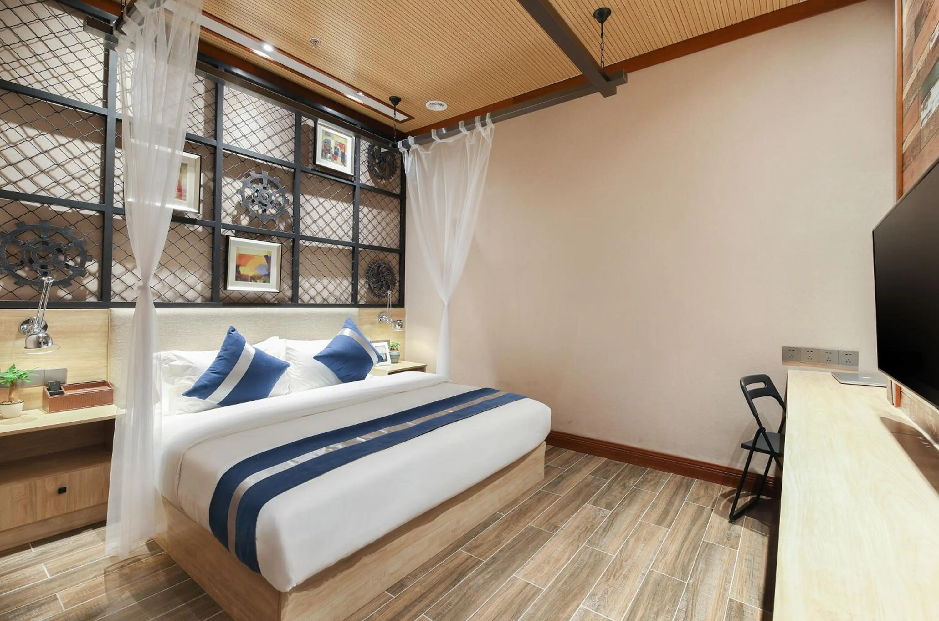 Bed in Zou Qu Ye Travel Hotel