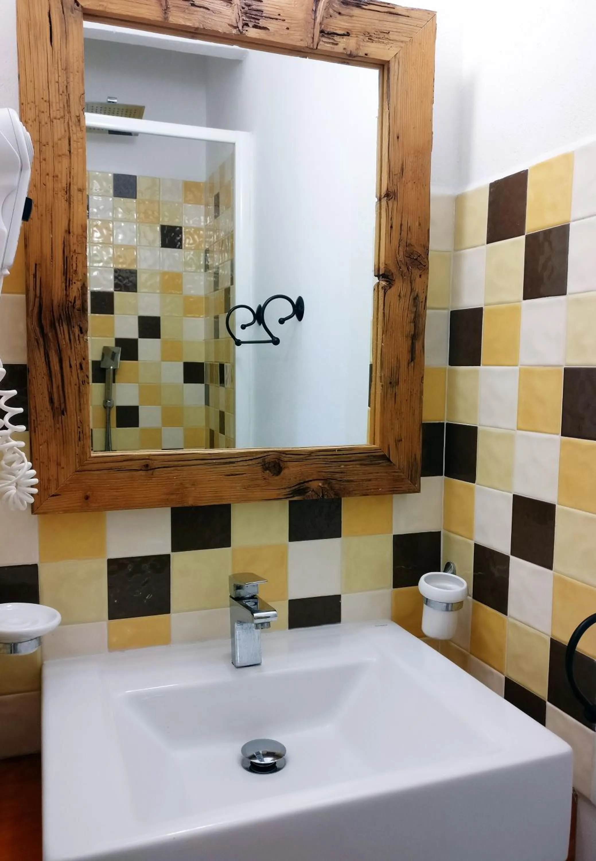 Shower in Hotel Da Cecco