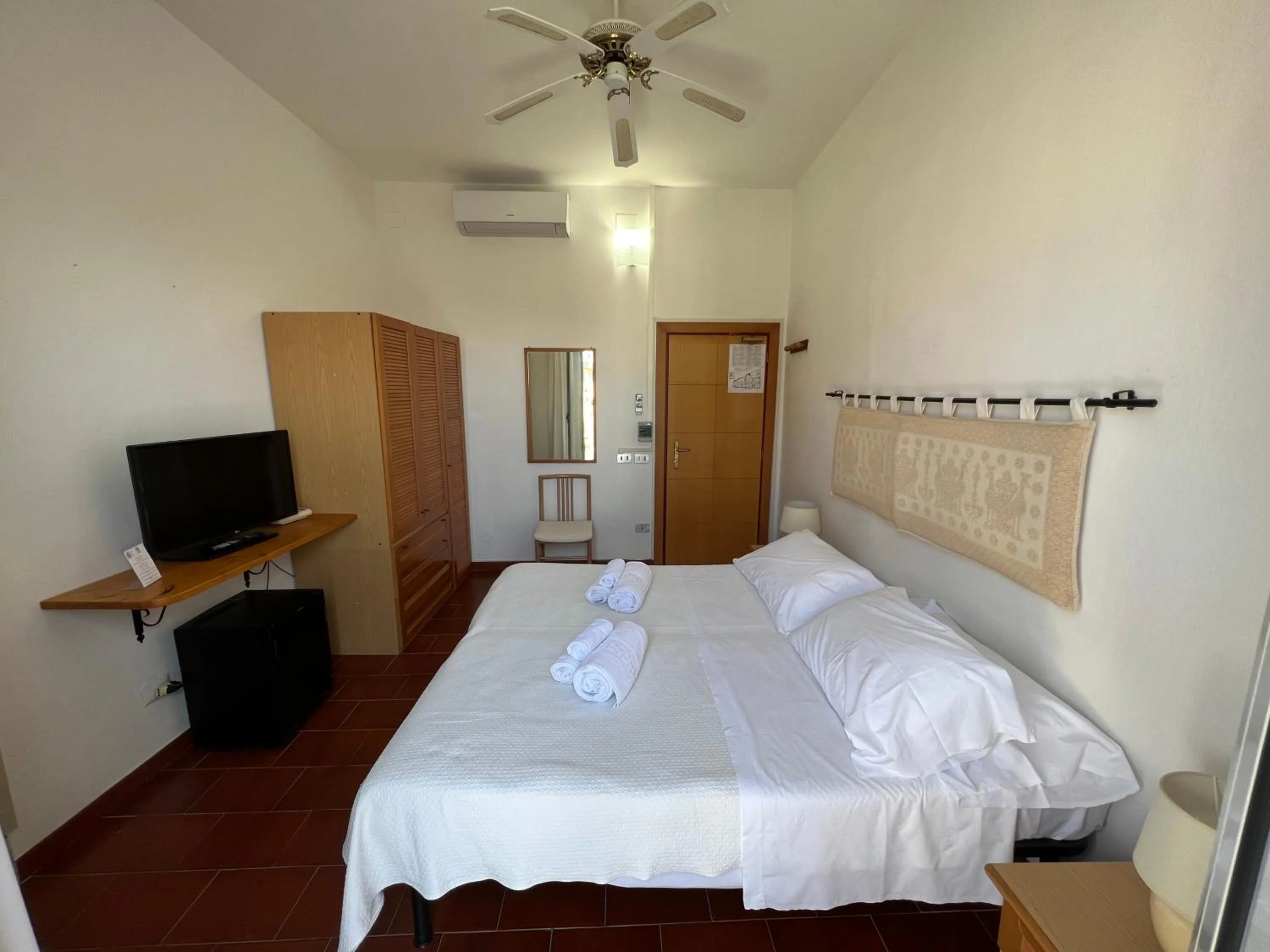 Photo of the whole room, Bed in Hotel Da Cecco