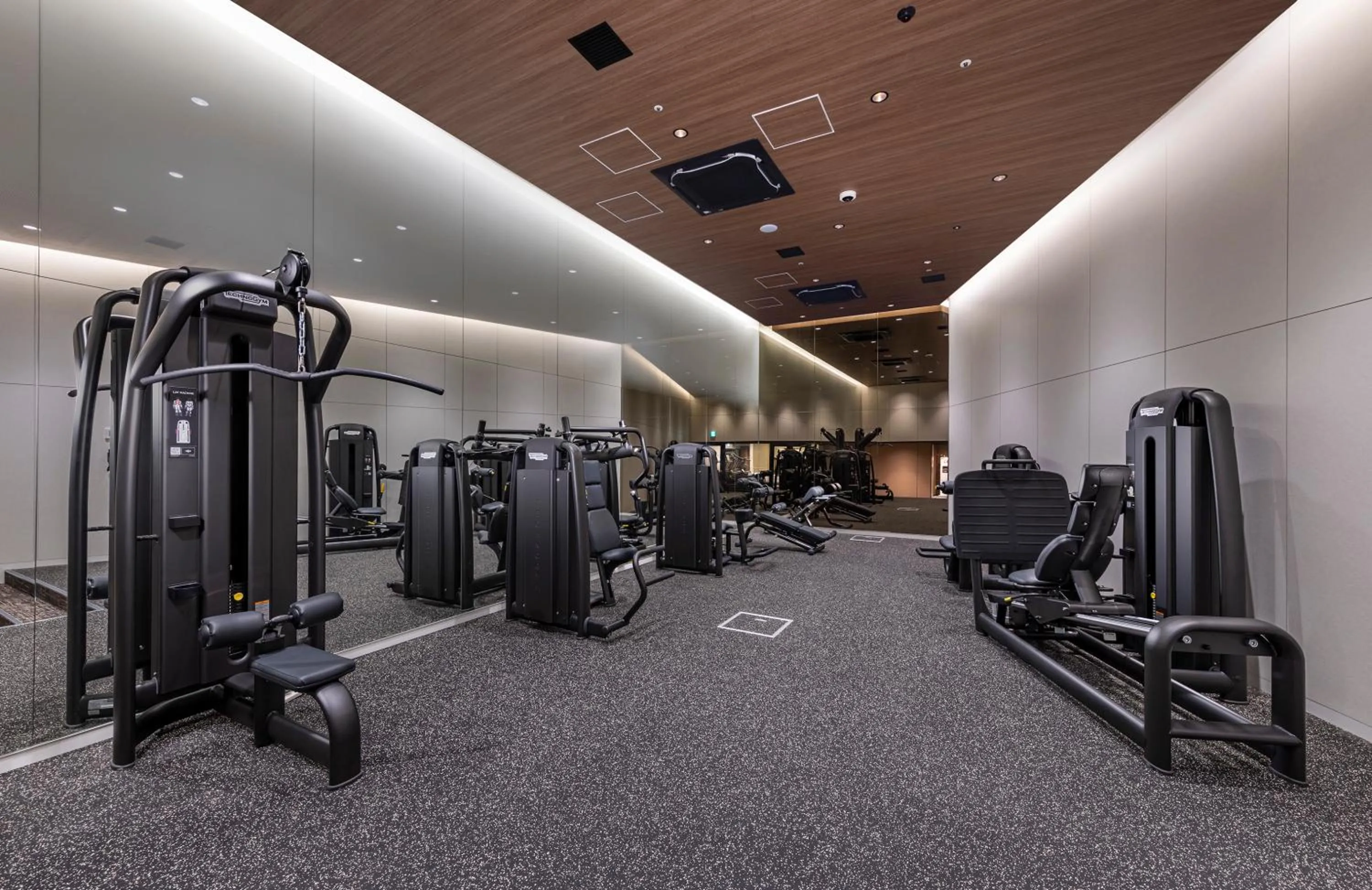 Fitness centre/facilities in Villa Fontaine Premier Haneda Airport