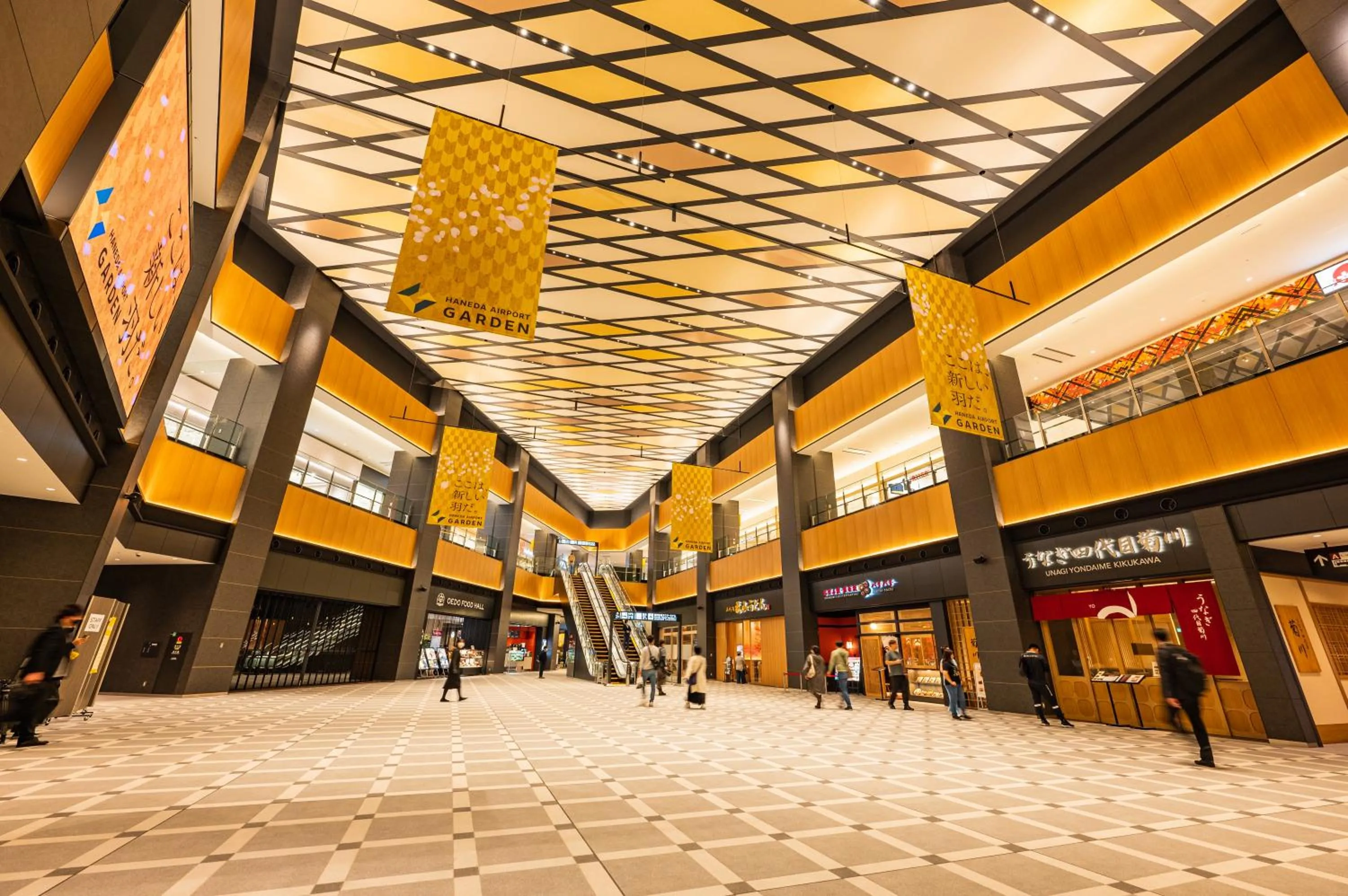 Shopping Area in Villa Fontaine Premier Haneda Airport