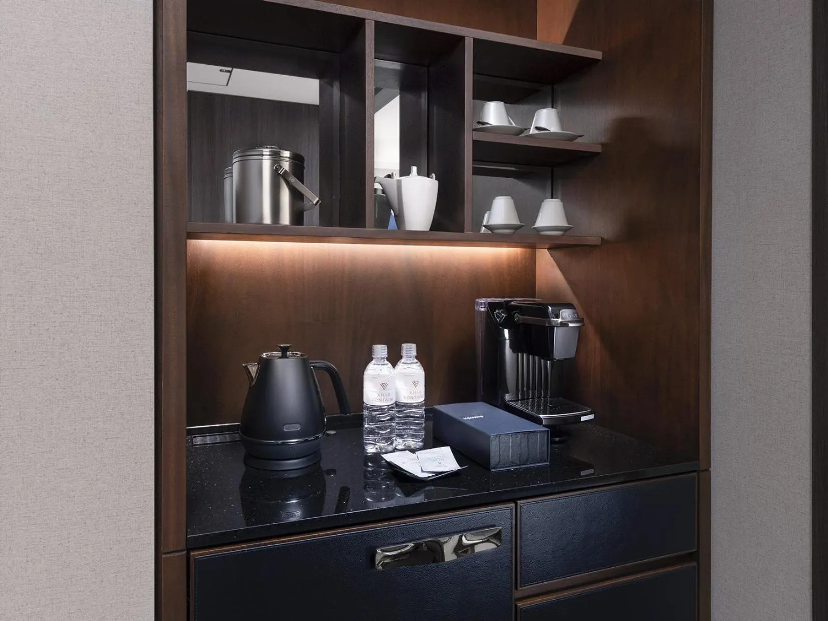 Coffee/tea facilities in Villa Fontaine Premier Haneda Airport