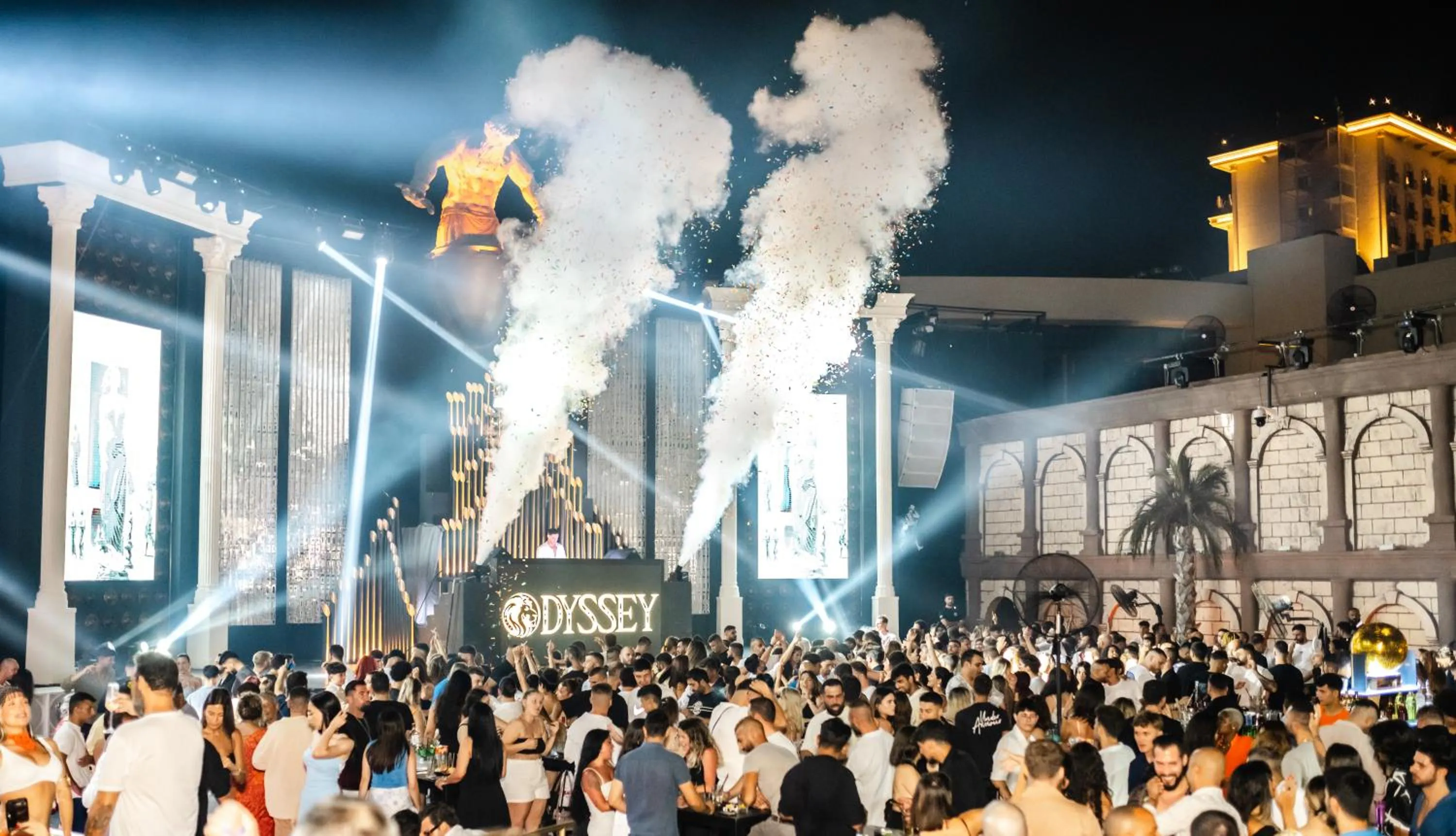 Nightclub / DJ in Lords Palace Hotel SPA Casino