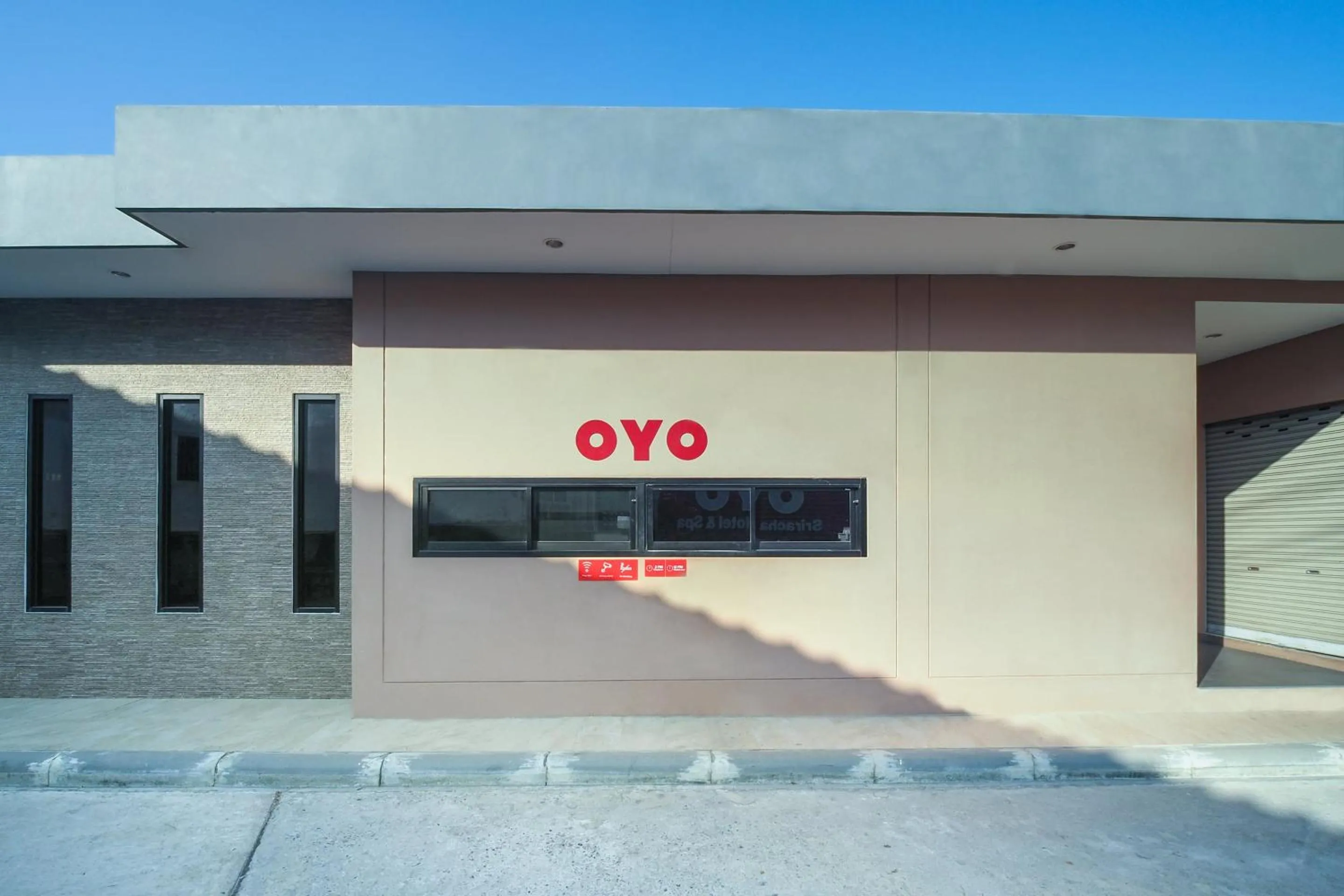 Facade/entrance in Sriracha Hotel And Spa