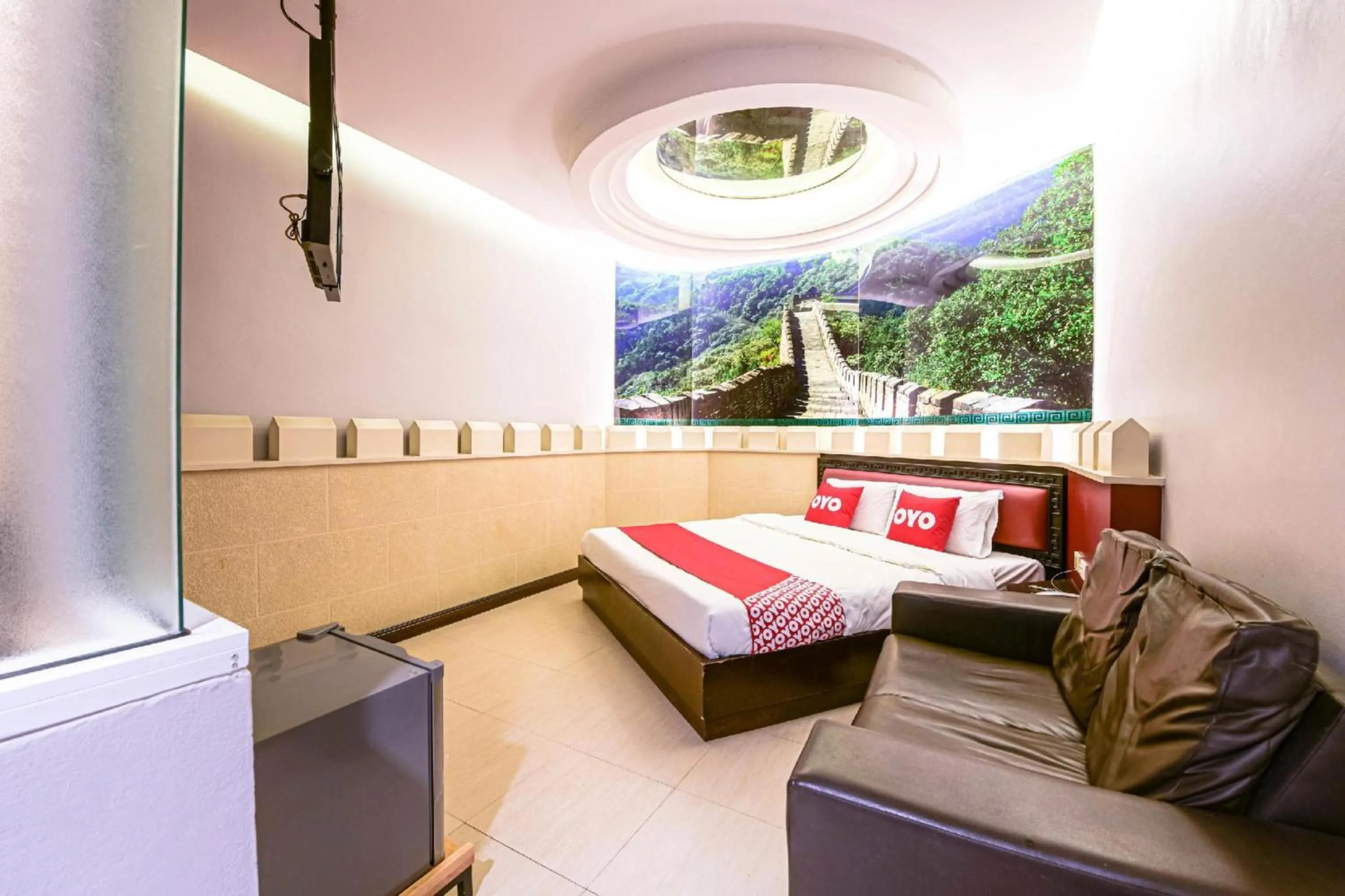 Photo of the whole room in Bangsean Hotel