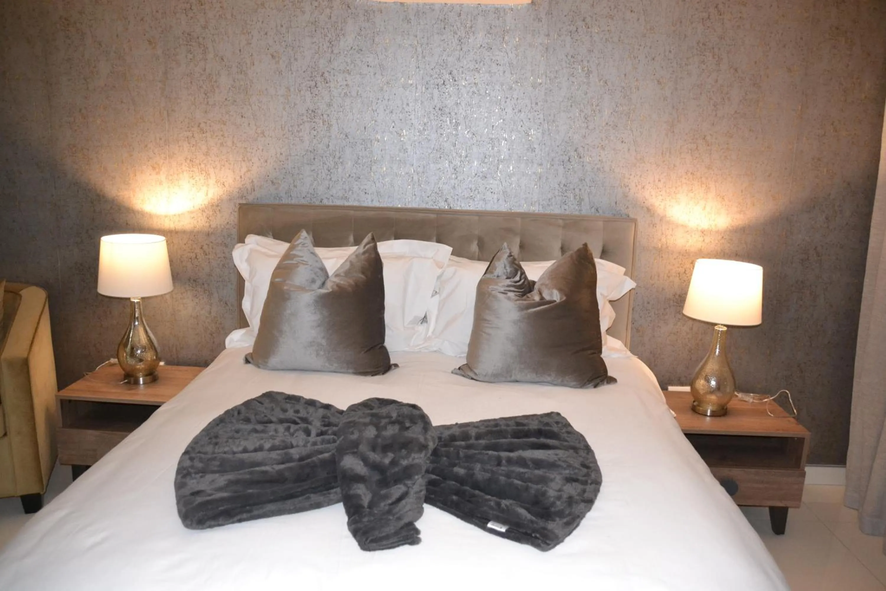 Bed in Prisatt Boutique Hotel
