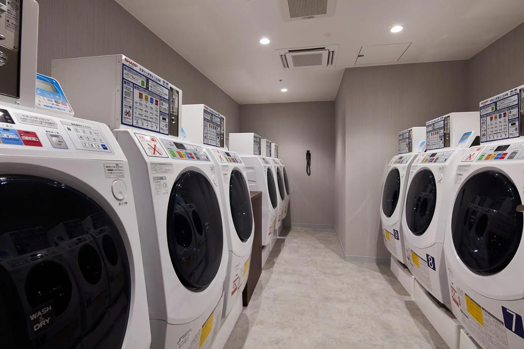 laundry in Villa Fontaine Grand Tokyo Ariake