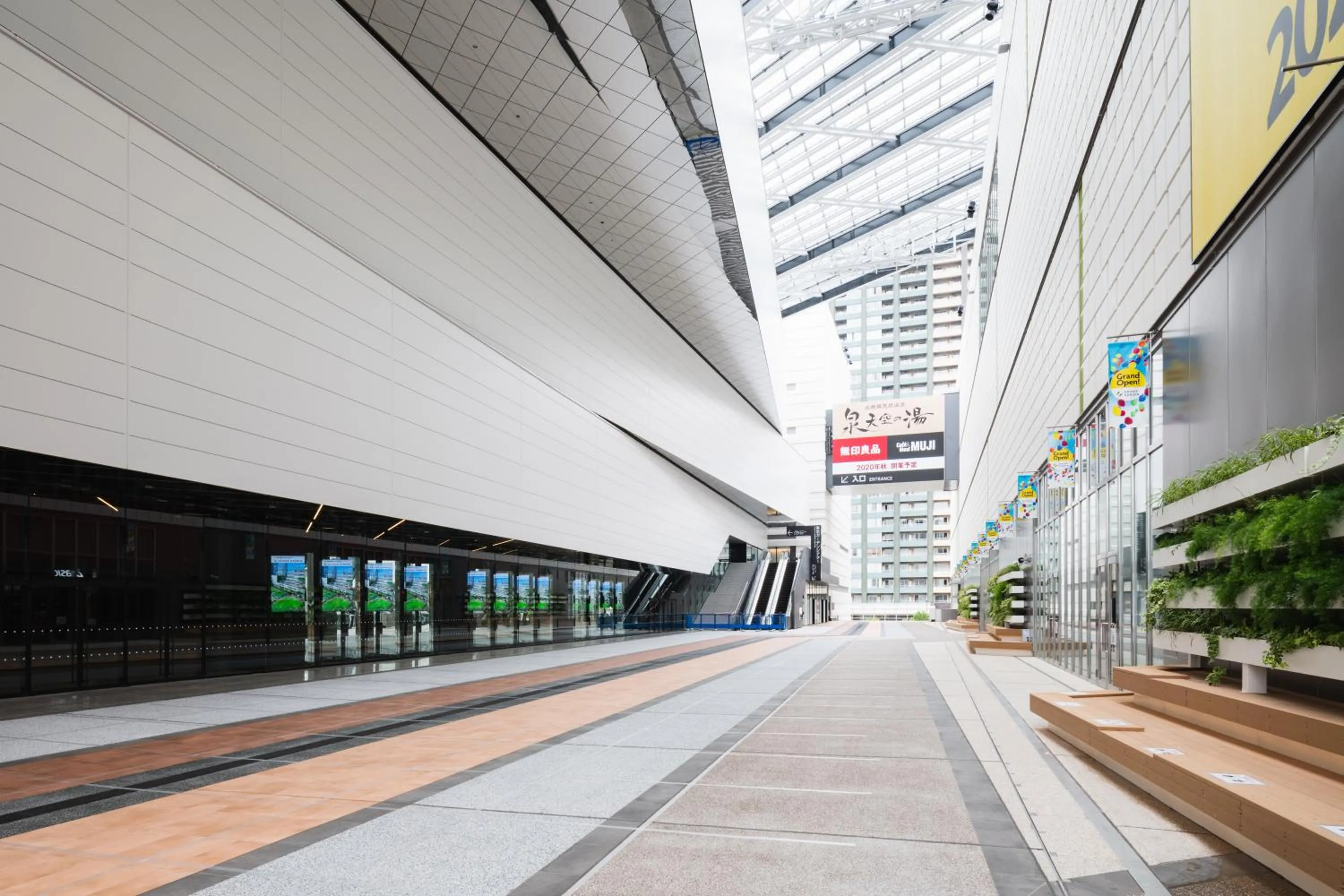 Shopping Area in Villa Fontaine Grand Tokyo Ariake