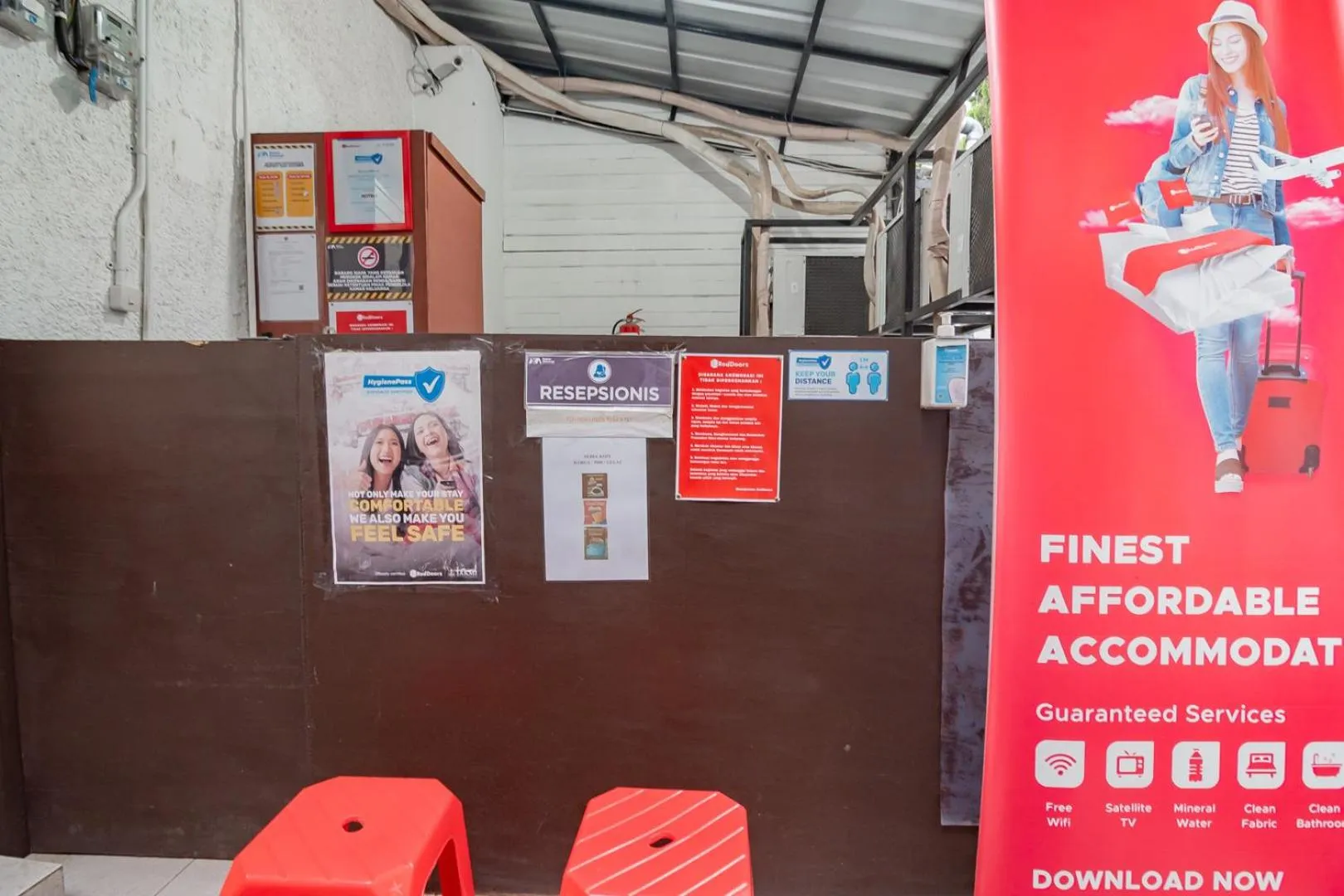 RedDoorz near Riau Junction Mall 2