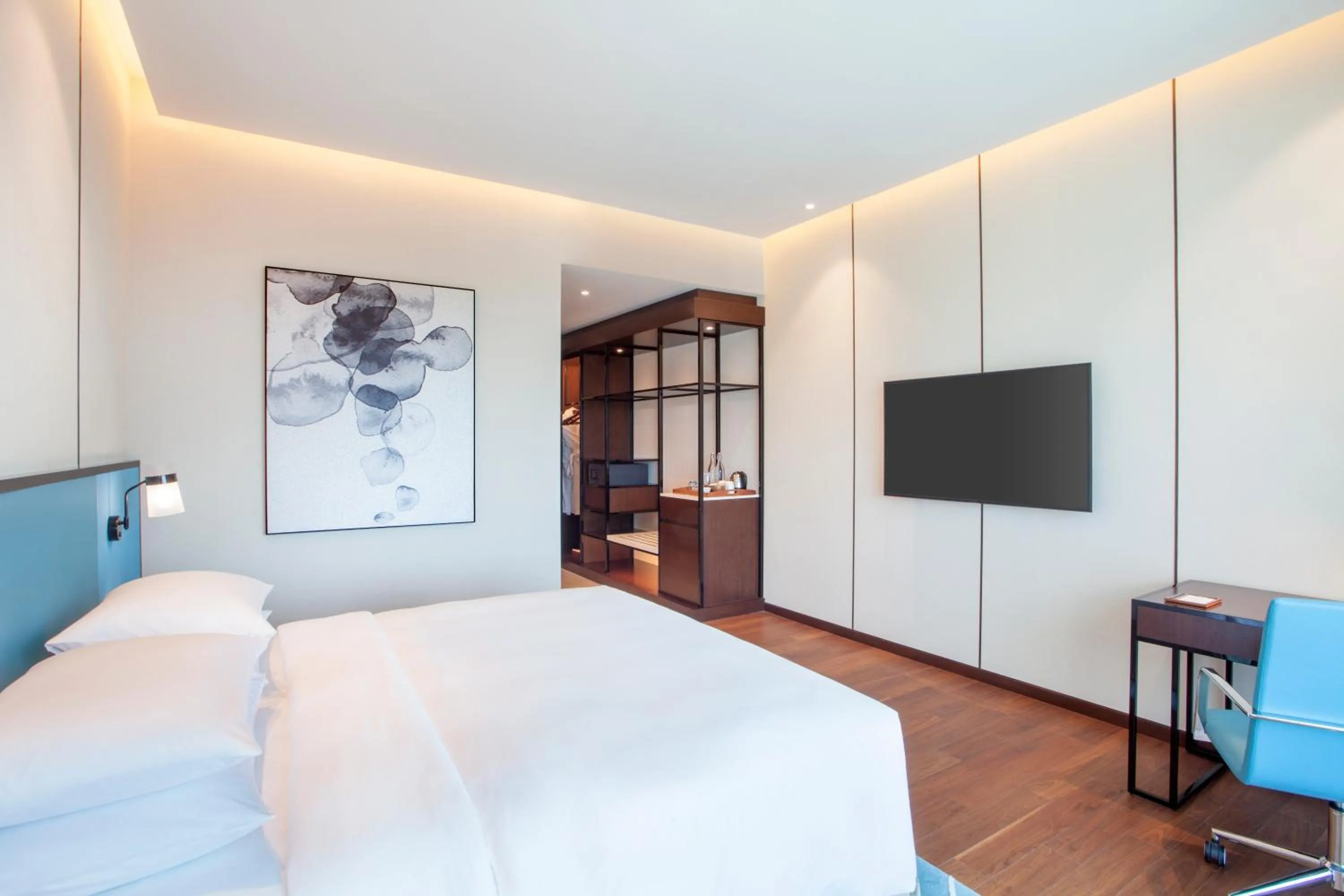 TV and multimedia, Bed in Hyatt Regency Thrissur