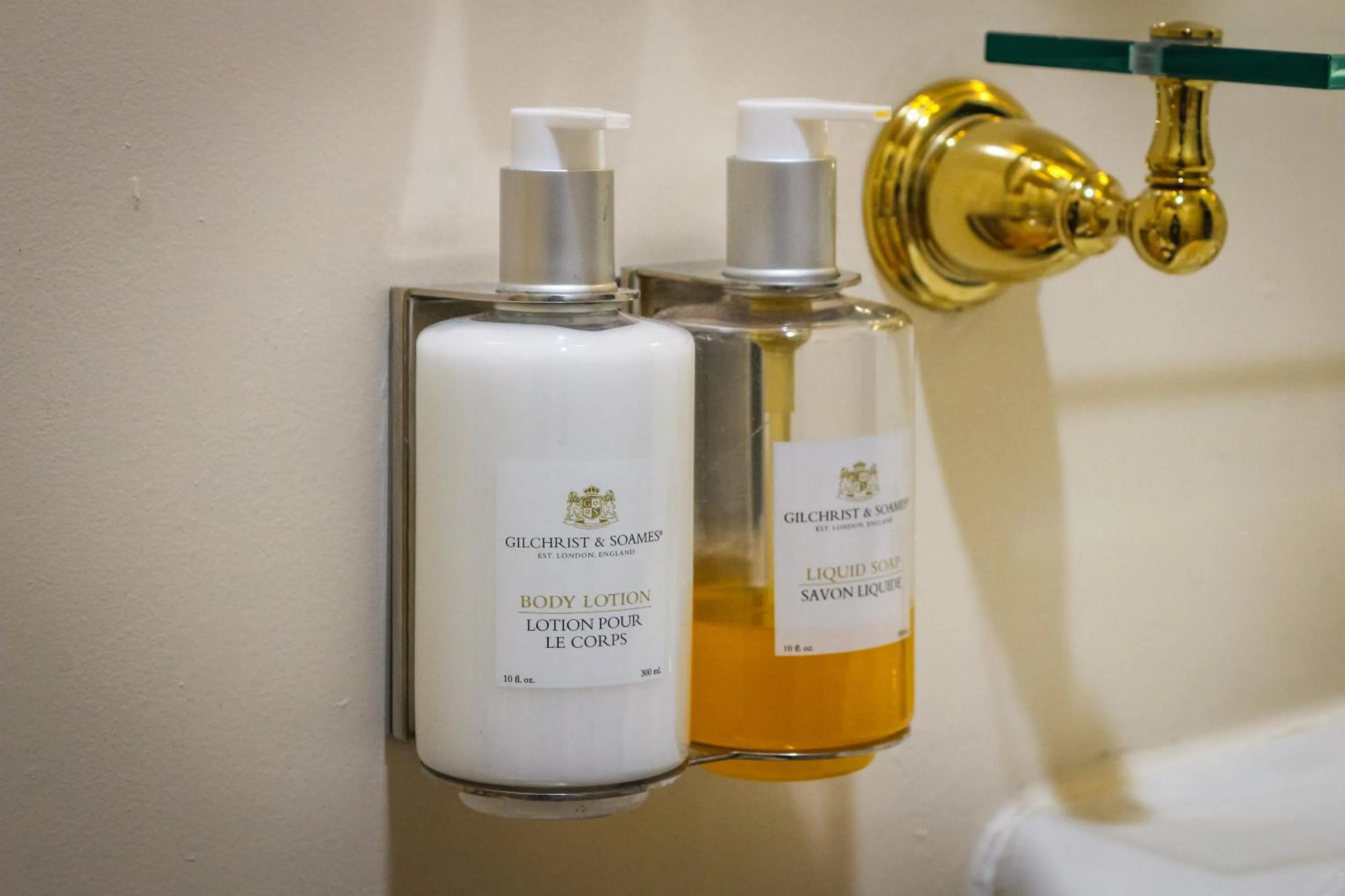 Bathroom in Hotel Majestic