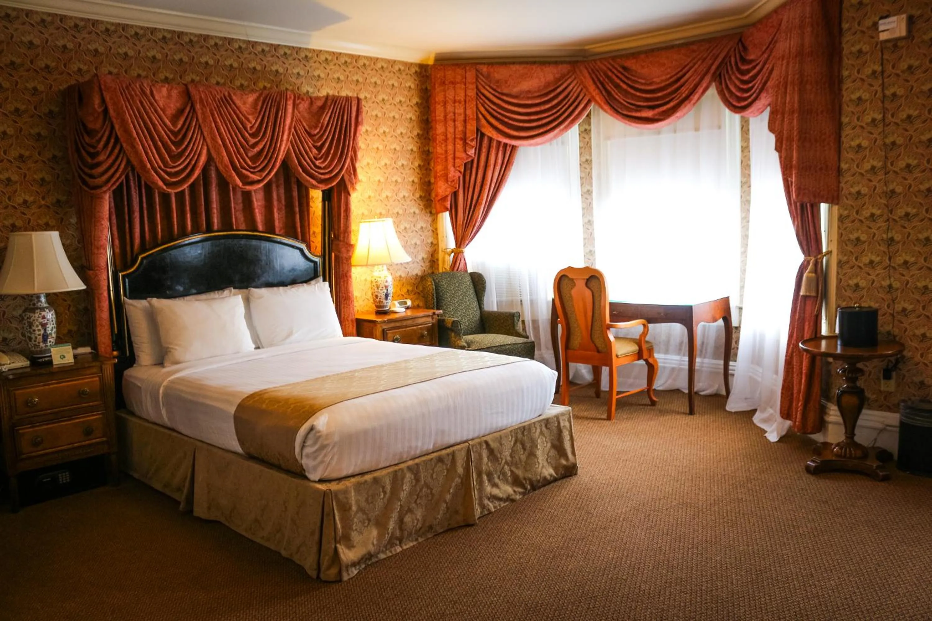 Bed in Hotel Majestic