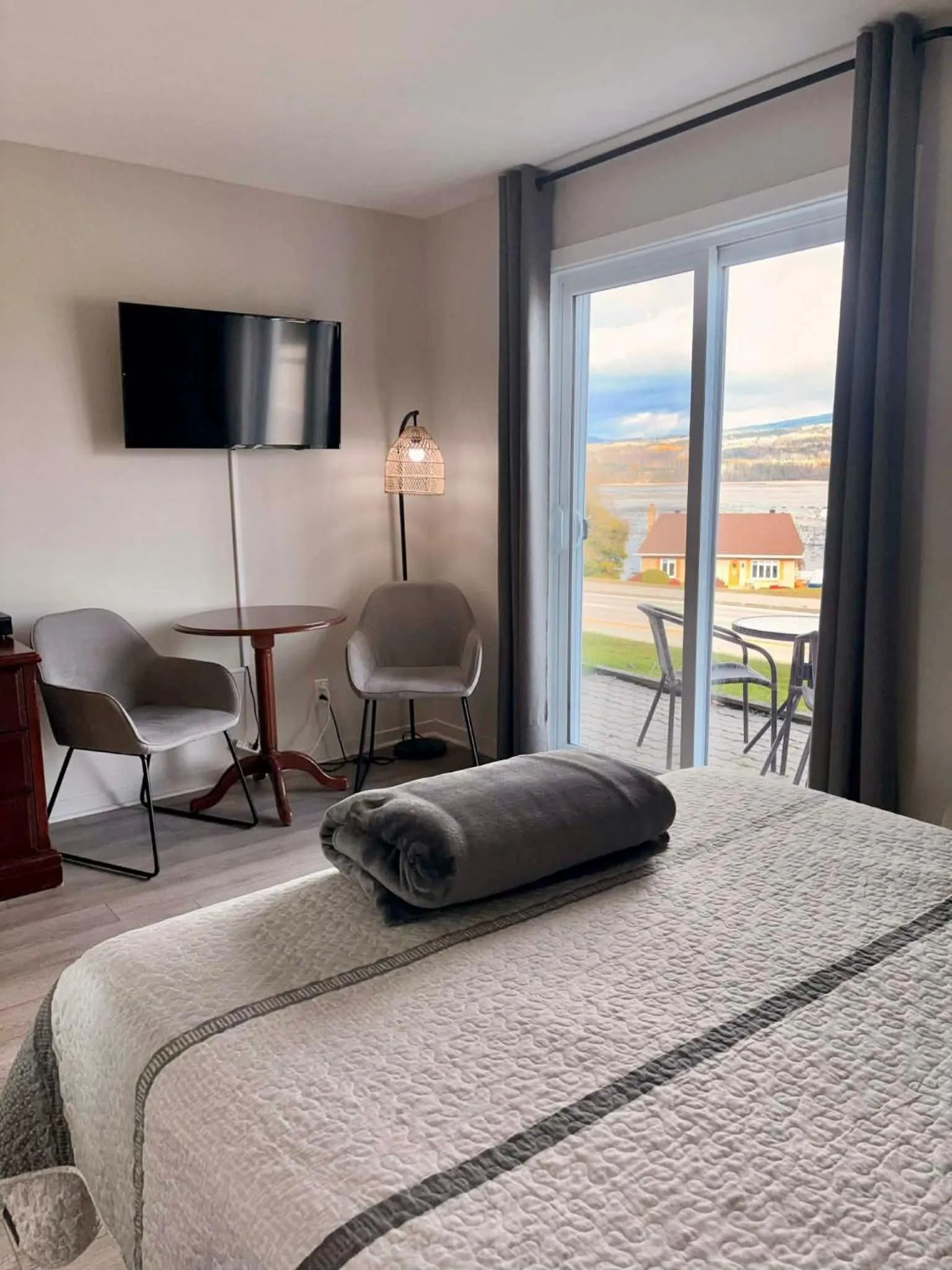 Bed in Motel le Point de Vue