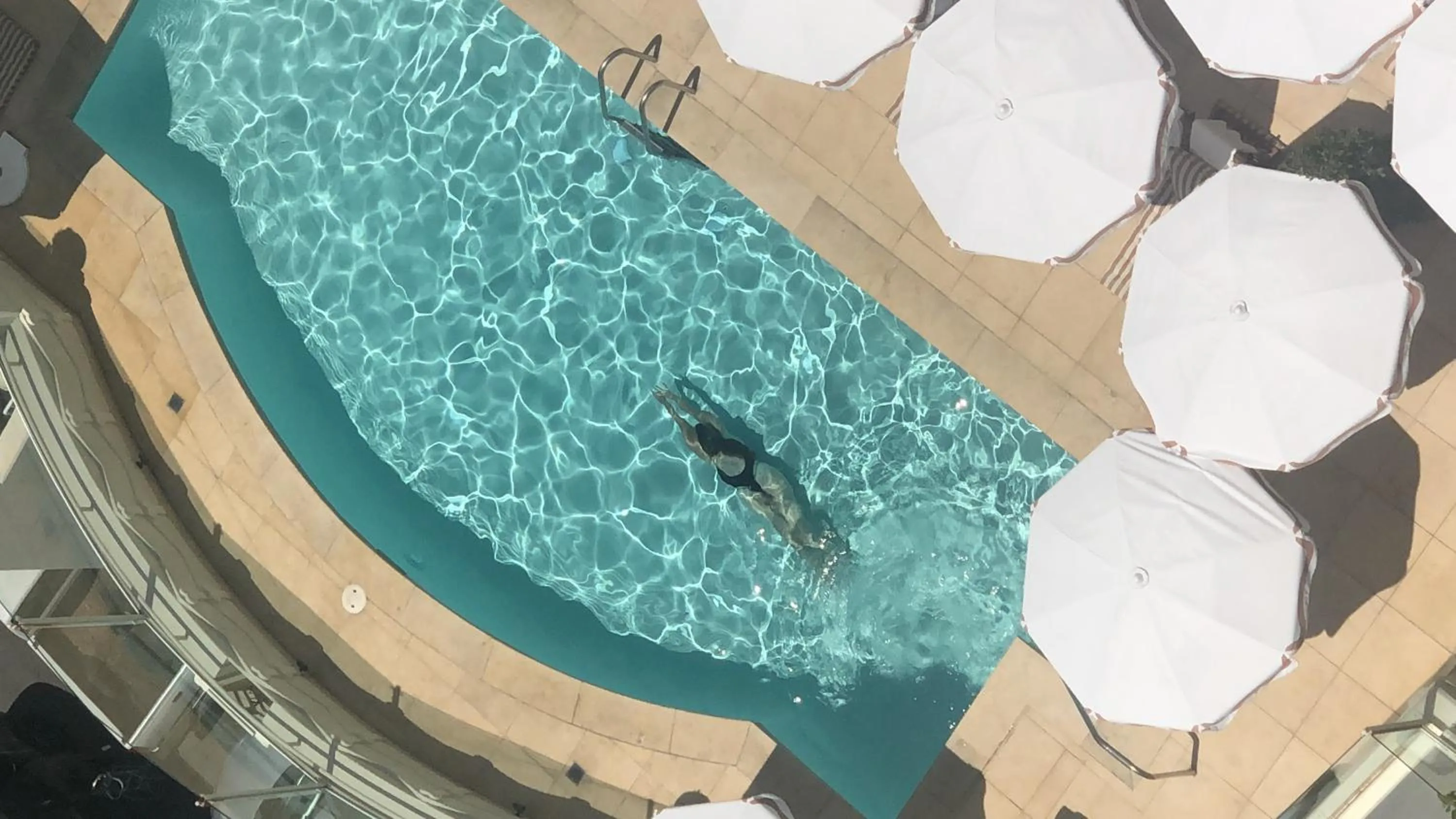 Pool view in Sunset Tower Hotel