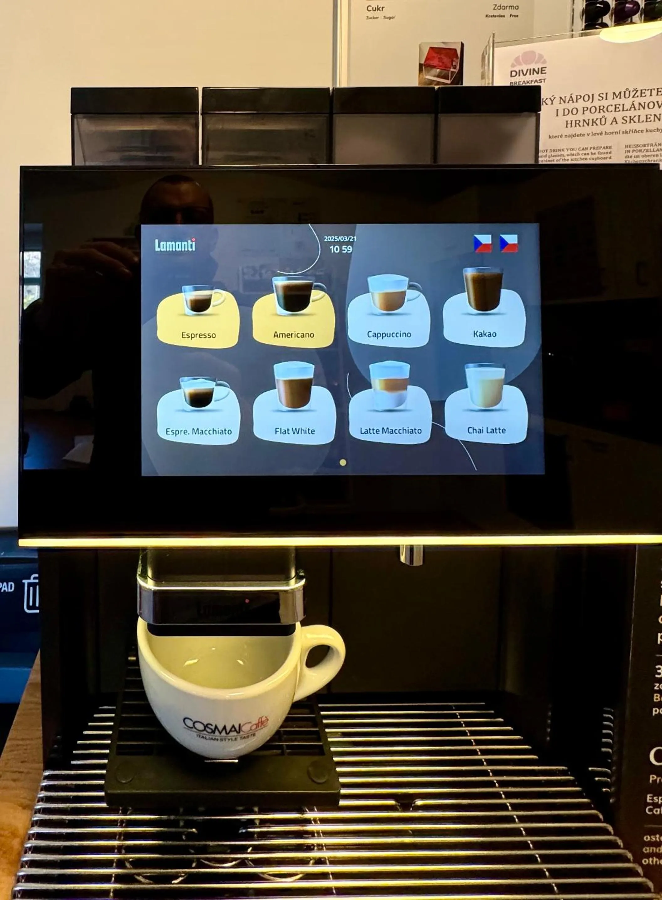 Communal lounge/ TV room in Vila Jáchymov