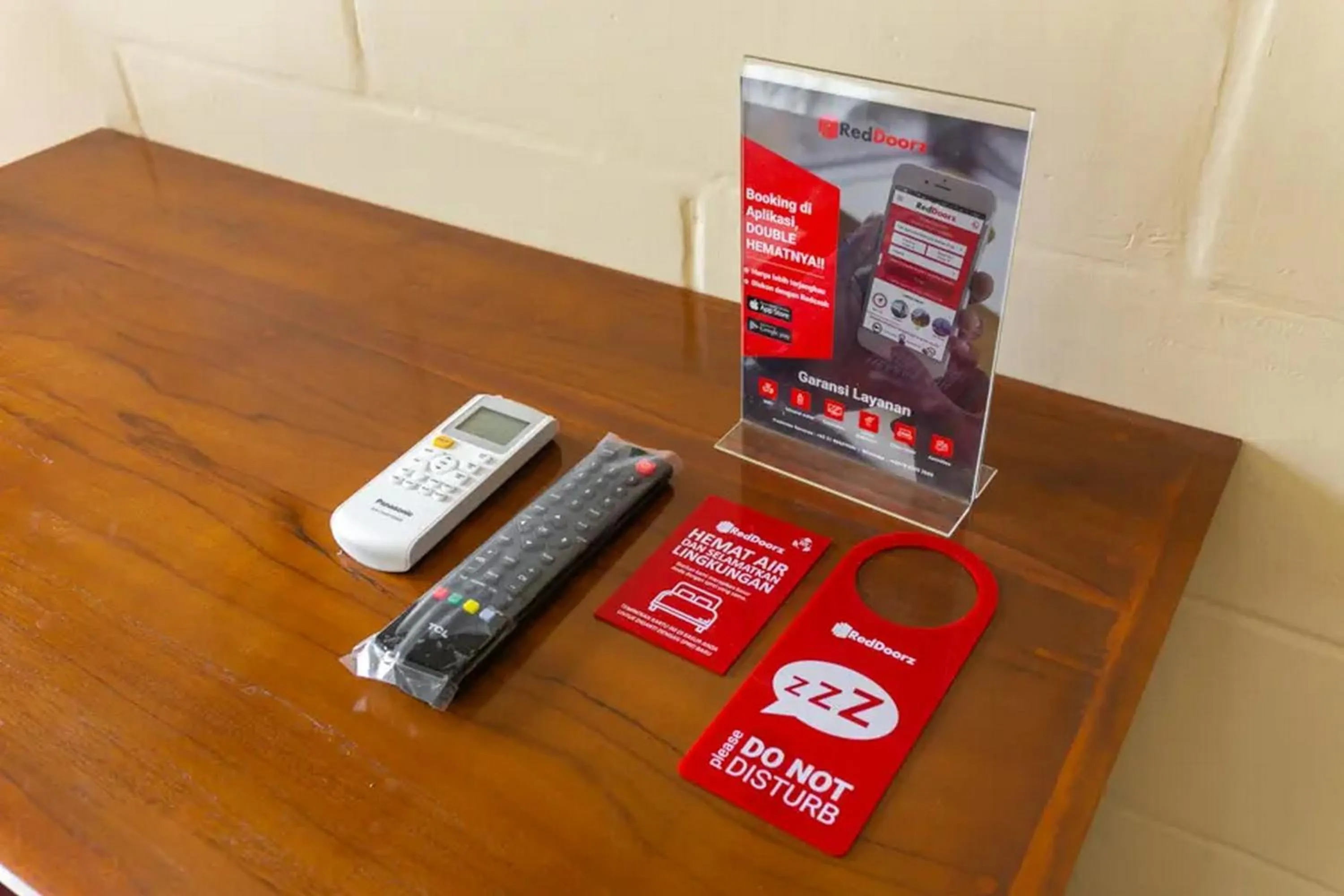 Area and facilities in RedDoorz Syariah near Titik Nol Yogyakarta