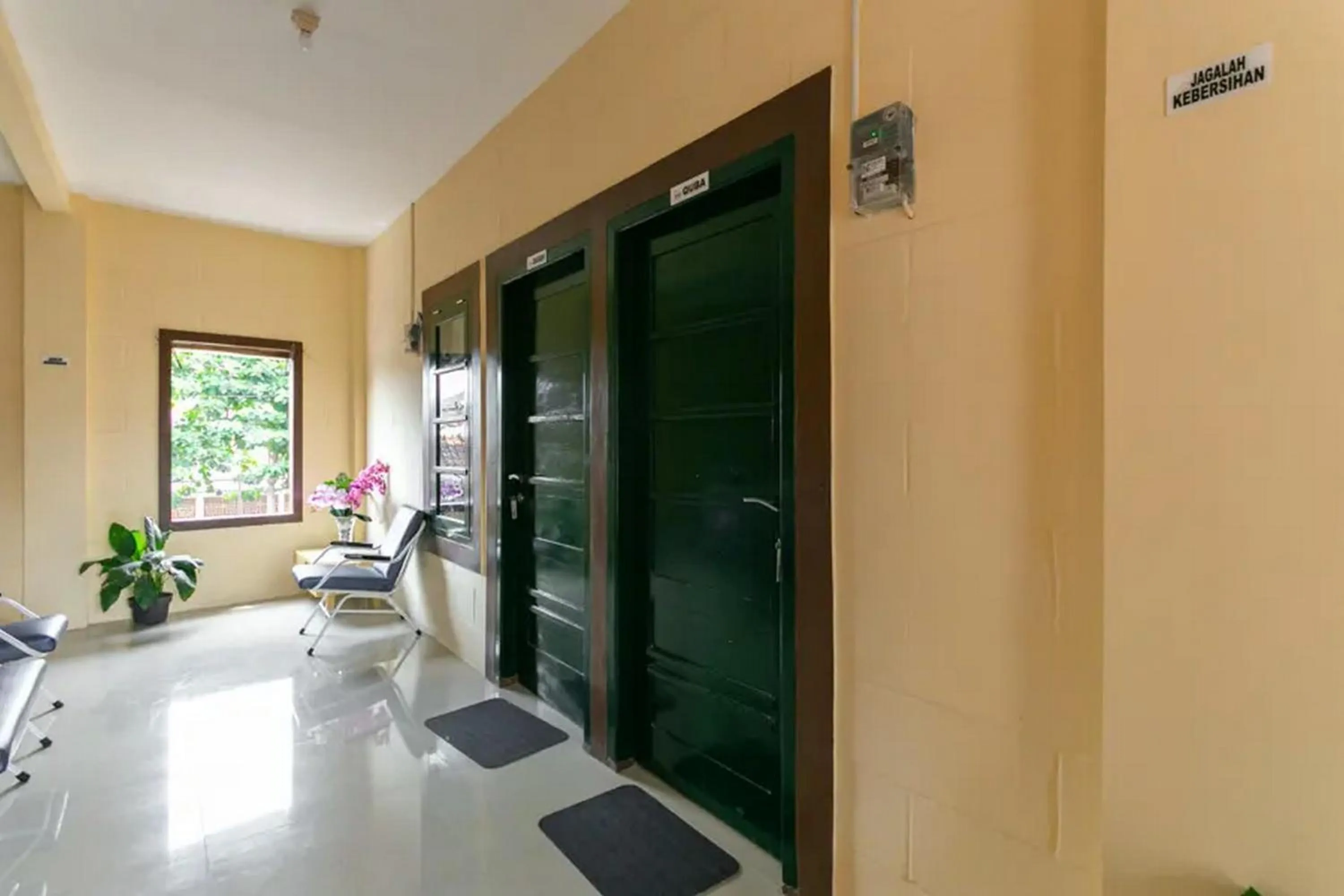 Property building in RedDoorz Syariah near Titik Nol Yogyakarta