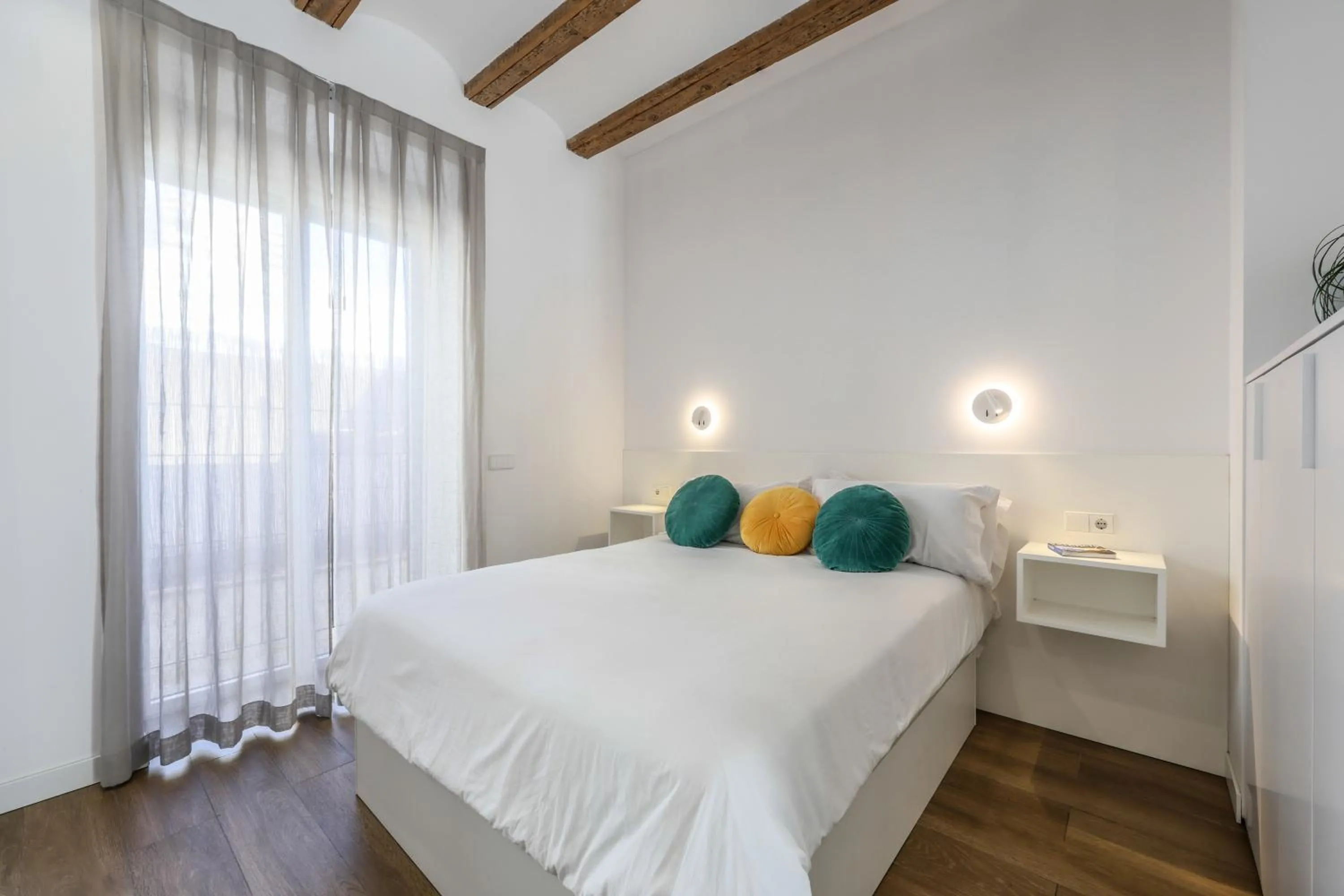 Bed in AmazINN Collection Valencia Centro EVI