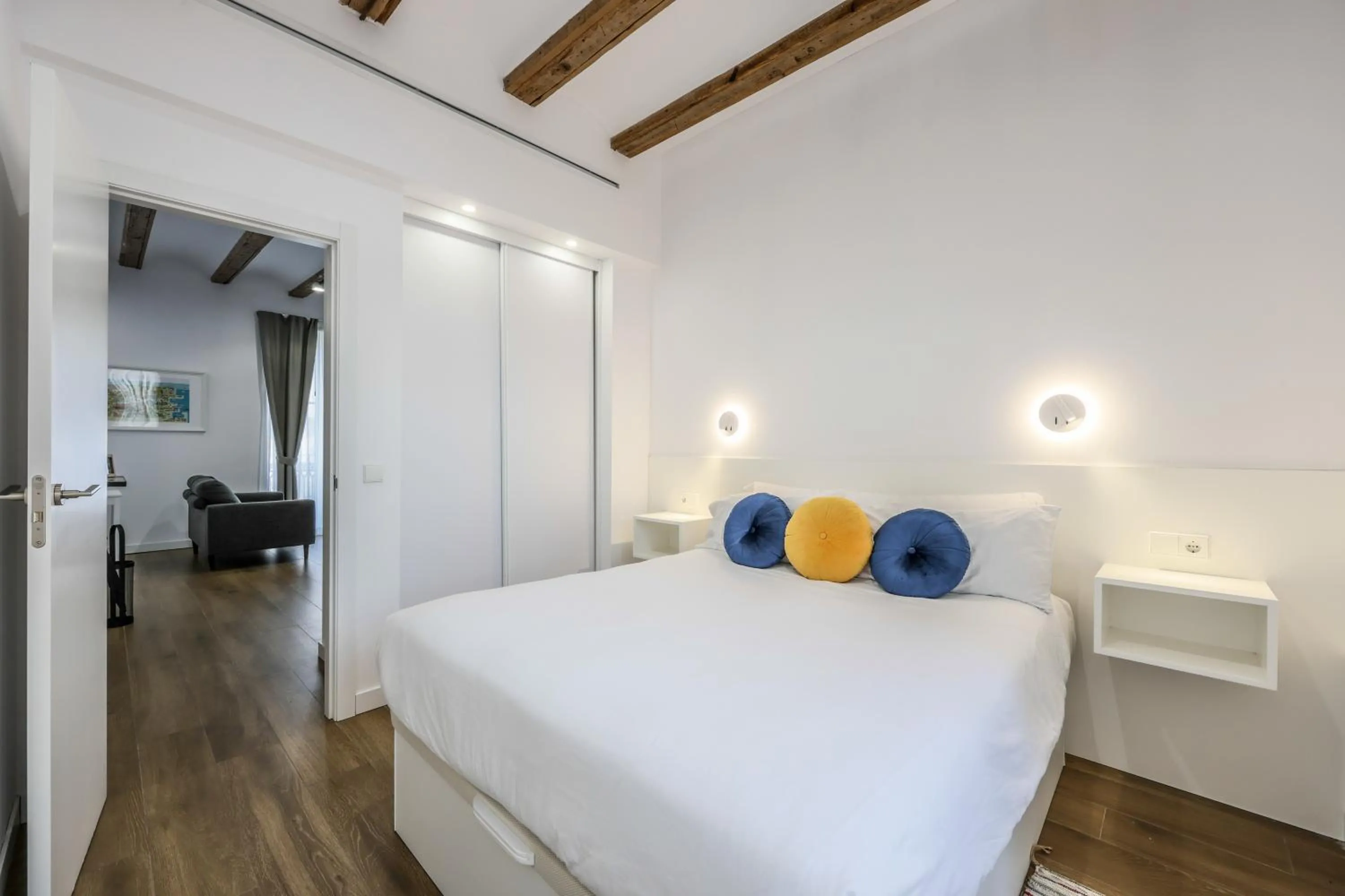 Bed in AmazINN Collection Valencia Centro EVI