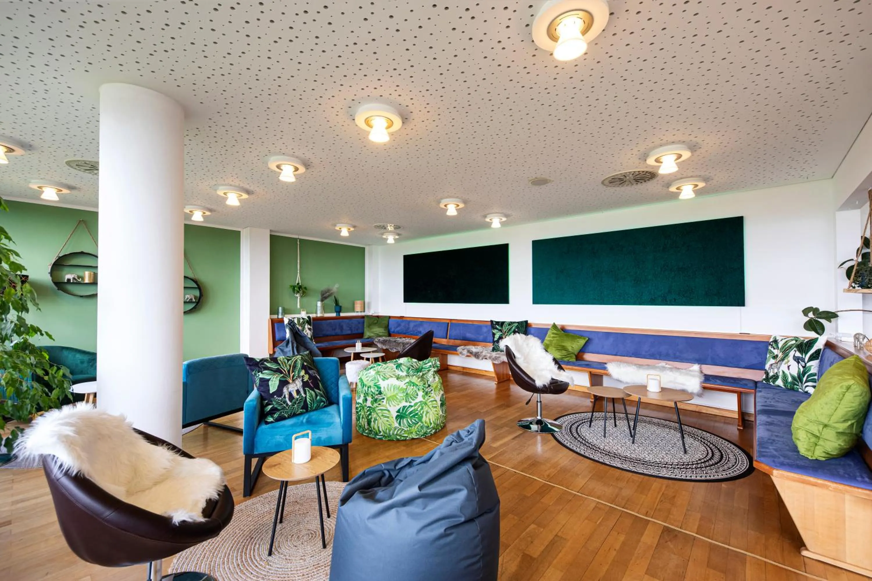 Lobby or reception in Karoli Hotel Waldkirchen