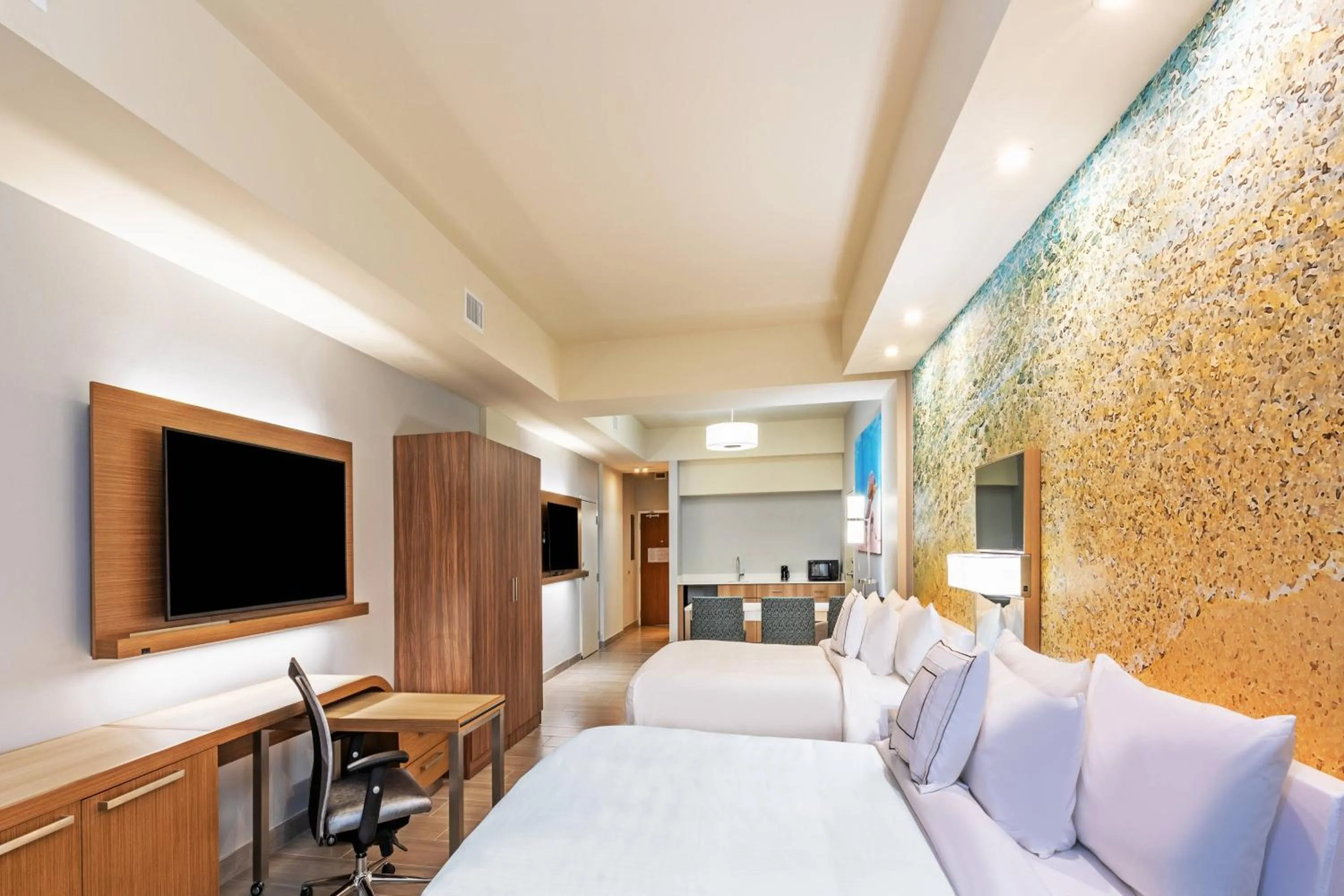 Photo of the whole room, Bed in Courtyard South Padre Island