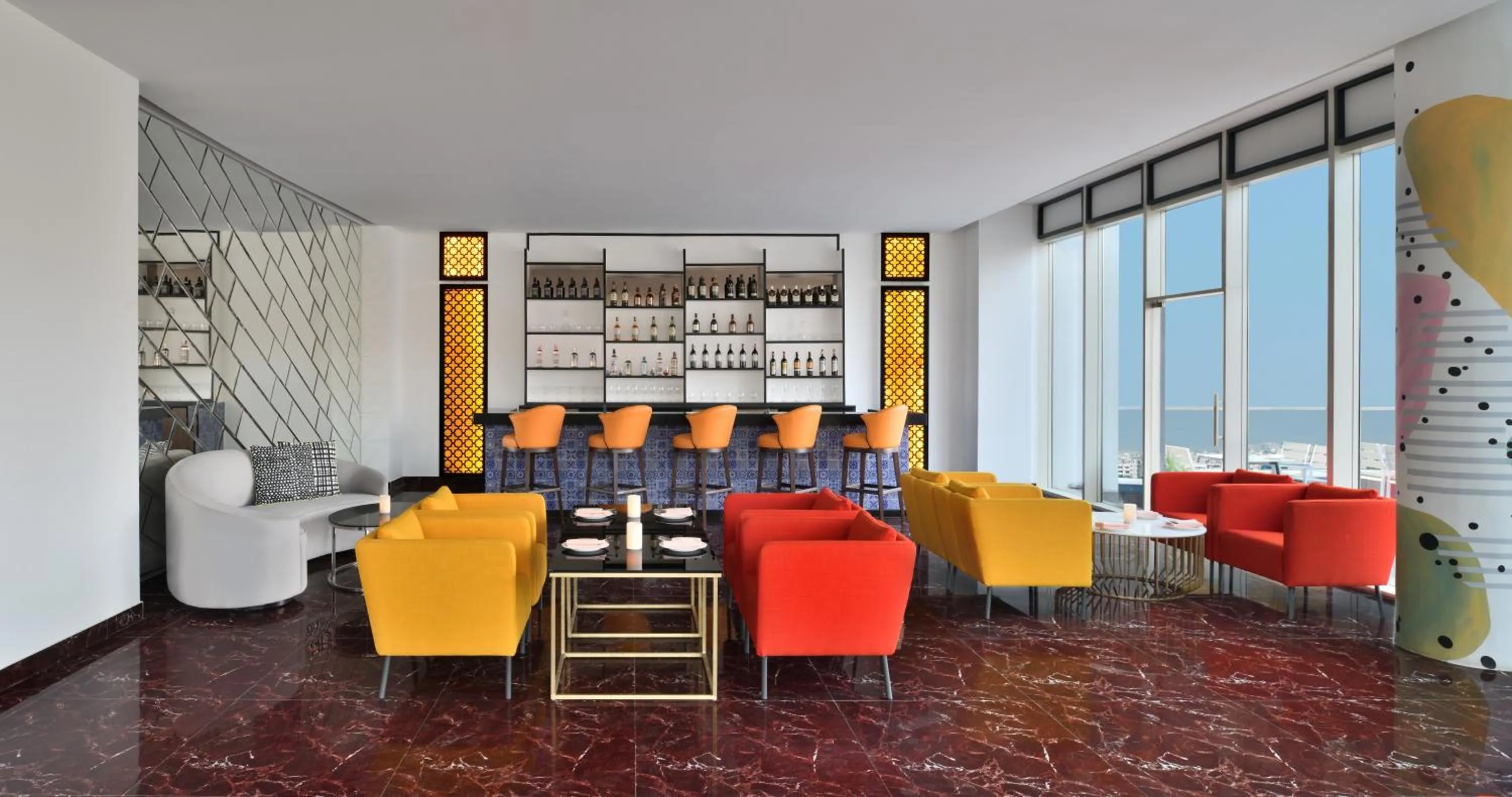 Lounge or bar in Le Meridien Hyderabad