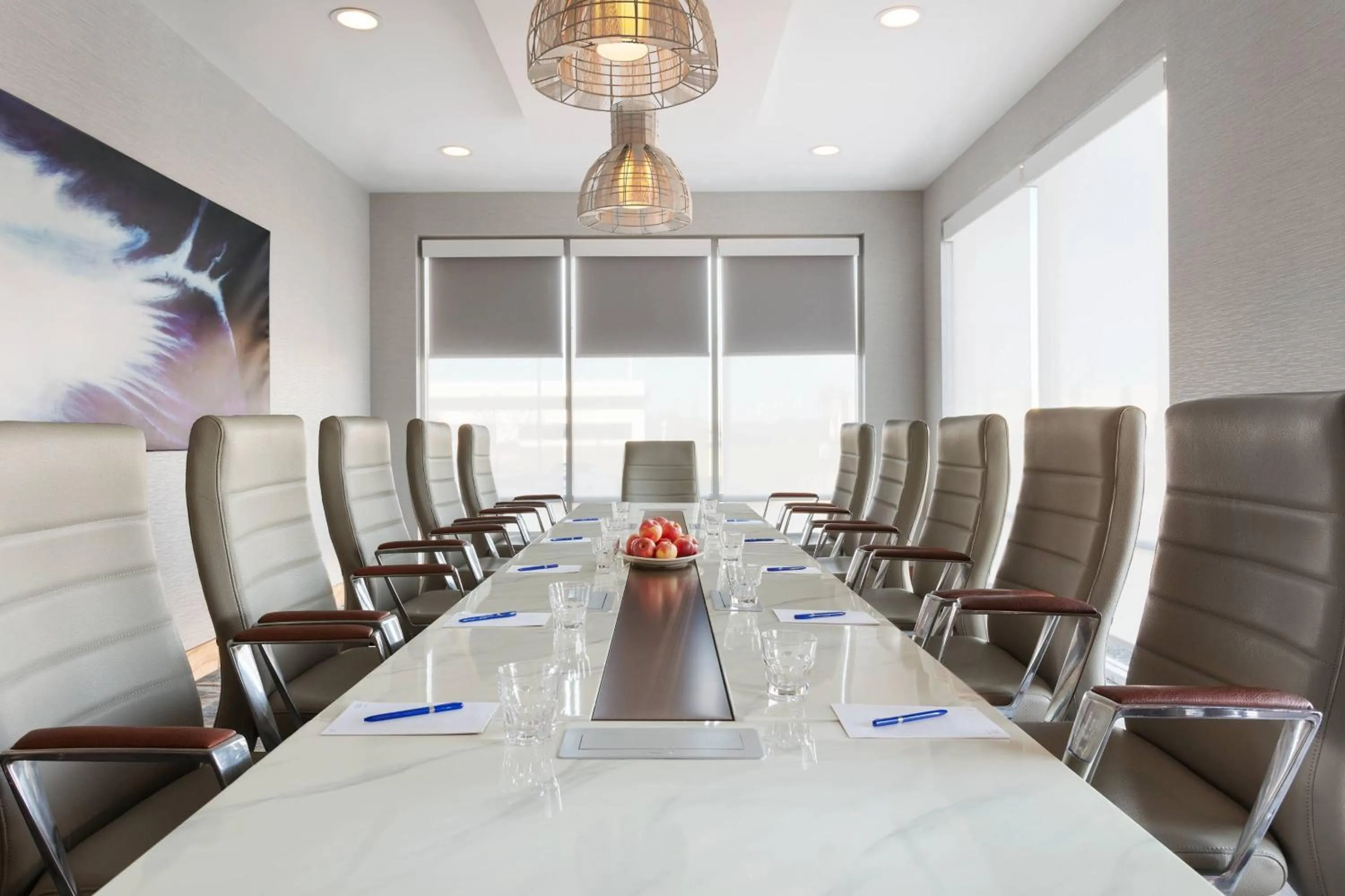 Meeting/conference room in Delta Hotels by Marriott Indianapolis Airport