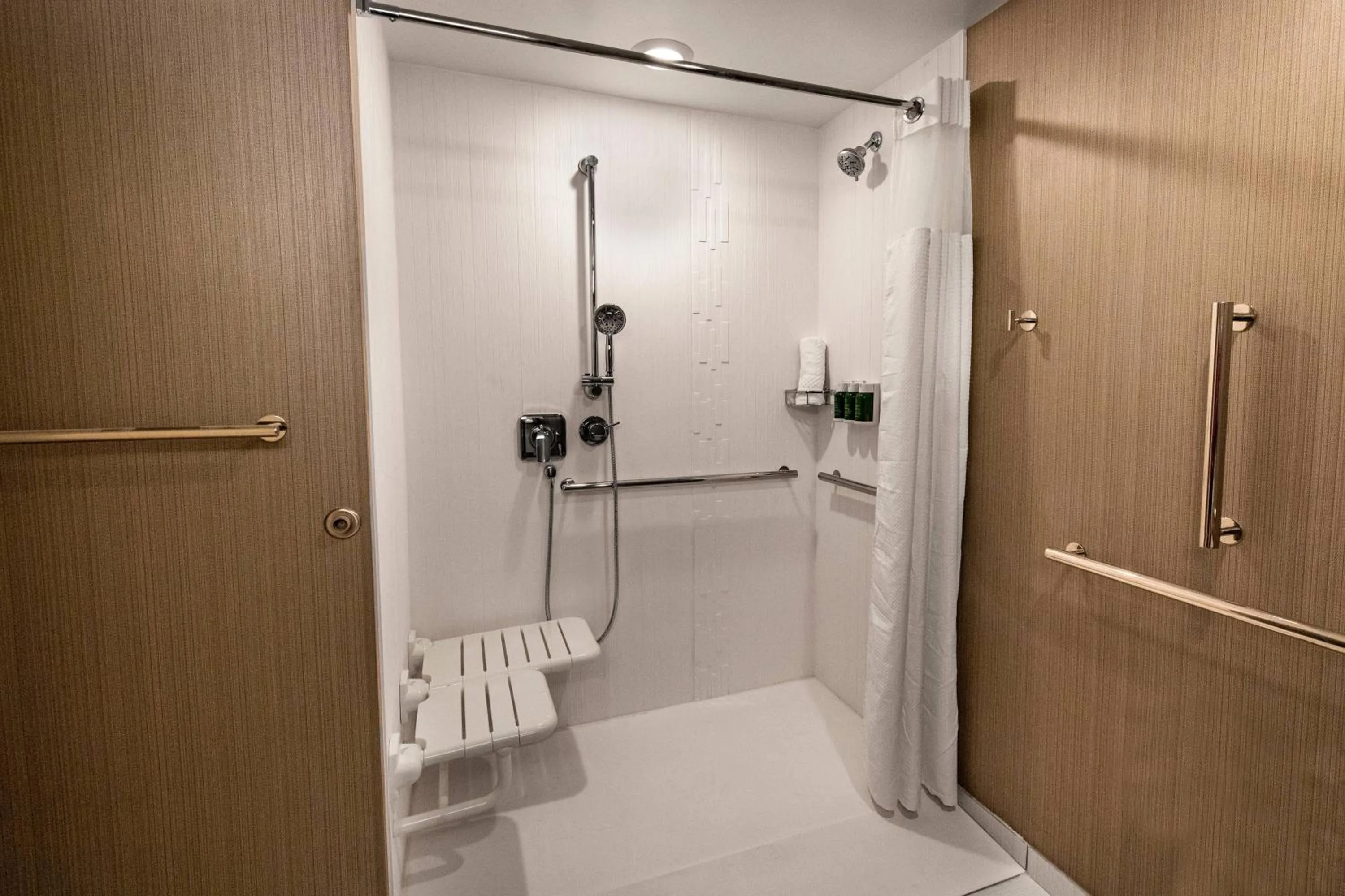 Bathroom in Courtyard Winston-Salem Downtown