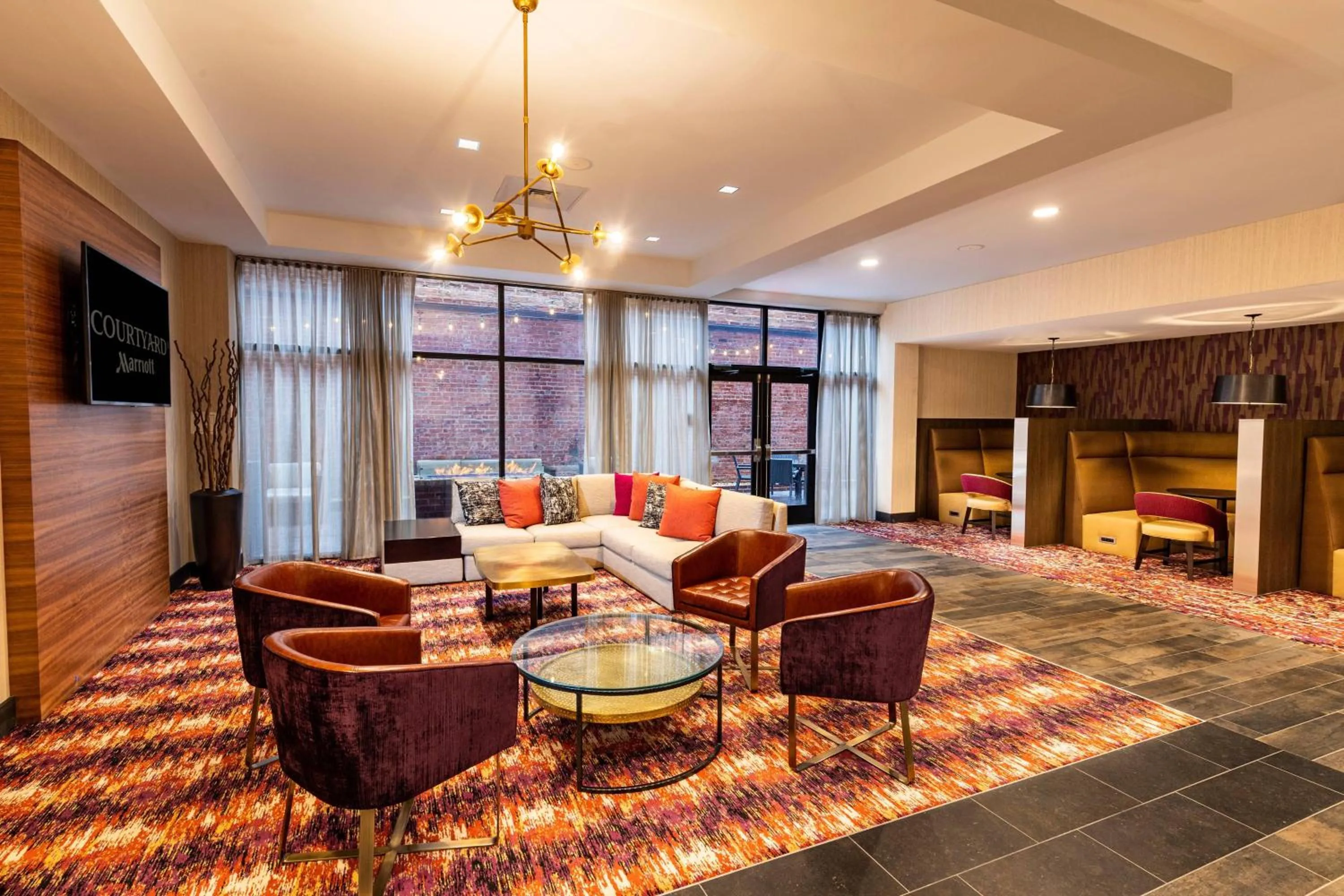 Lobby or reception in Courtyard Winston-Salem Downtown